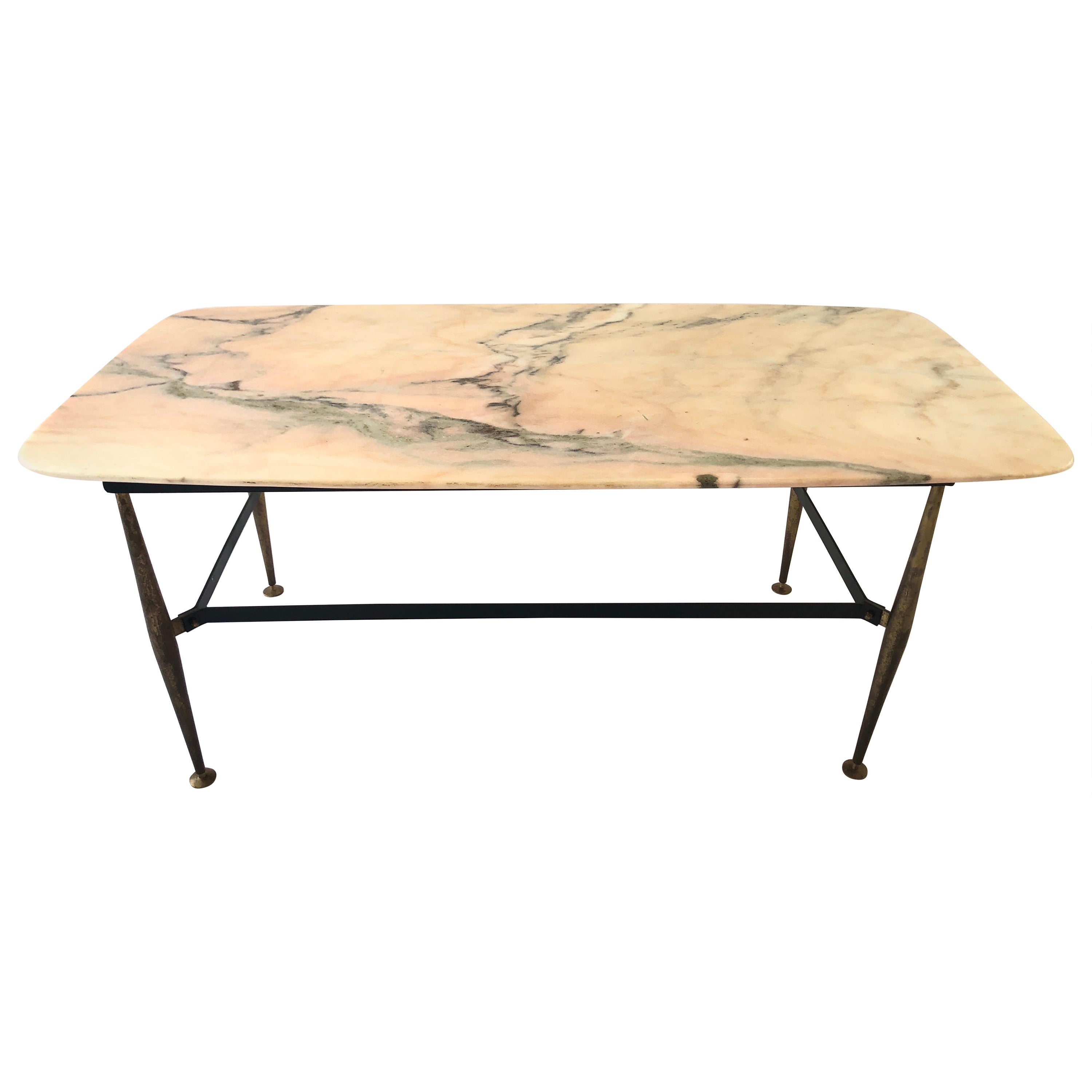 Mesa de centro italiana de mármol de mediados de siglo con patas de latón, años 60, Italia