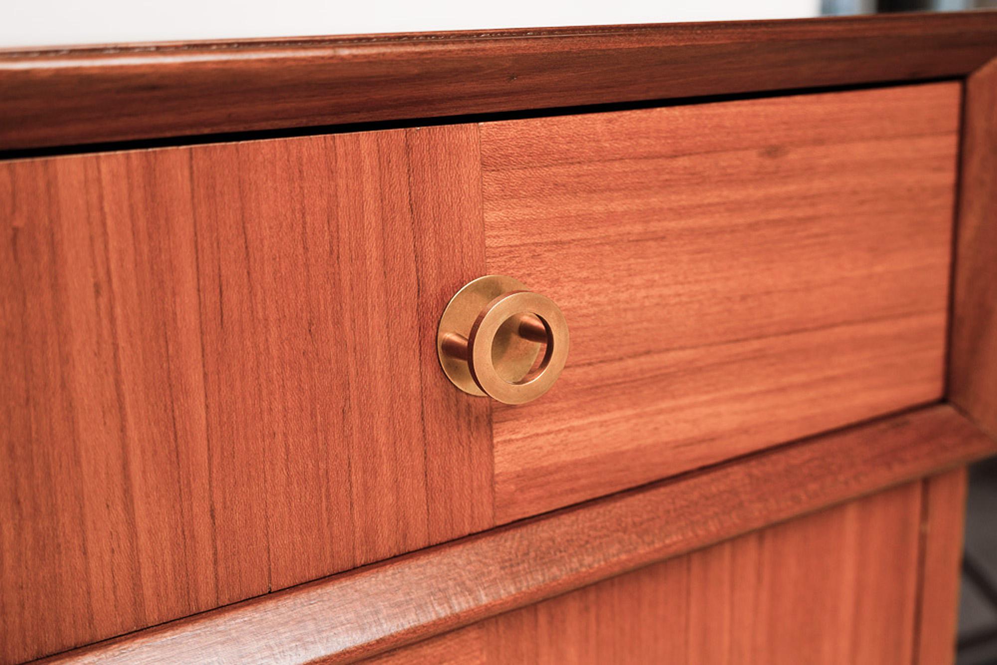 Mid-Century Italian Marquetry Wood and Parchment Credenza For Sale 4