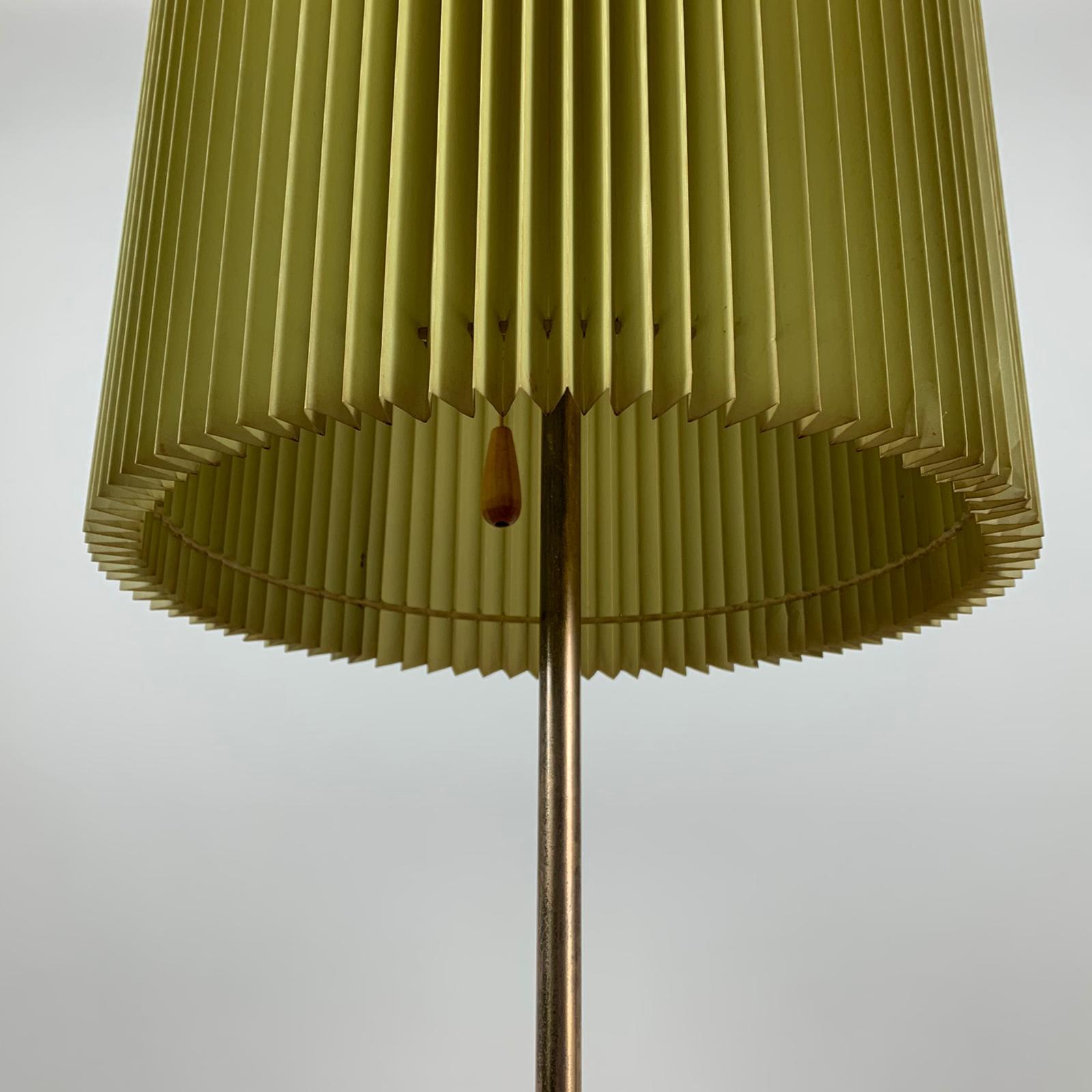 Midcentury Italian Metal Brass-Plated Lime Green Lampshade Floor Lamp 3