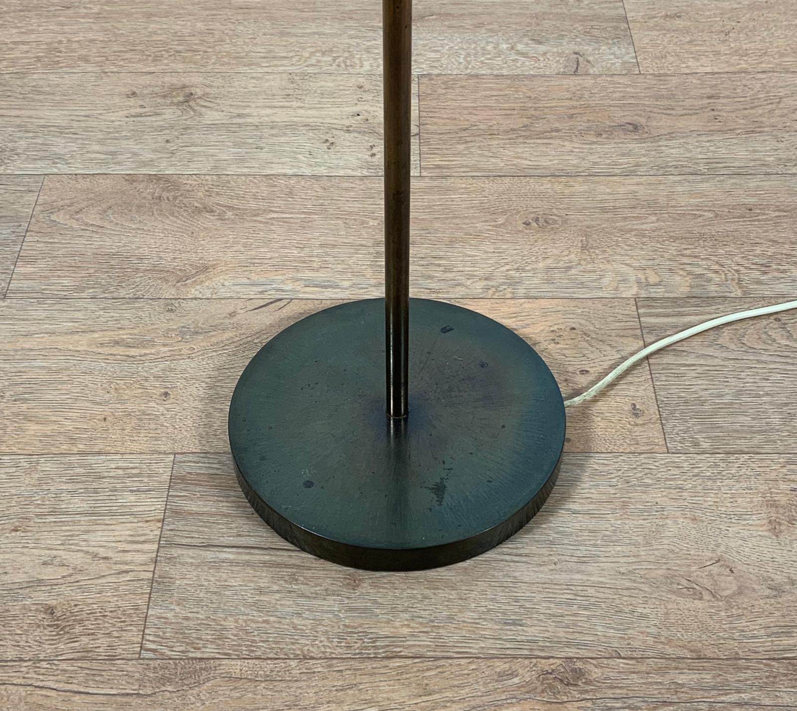 Midcentury Italian Metal Brass-Plated Lime Green Lampshade Floor Lamp 7