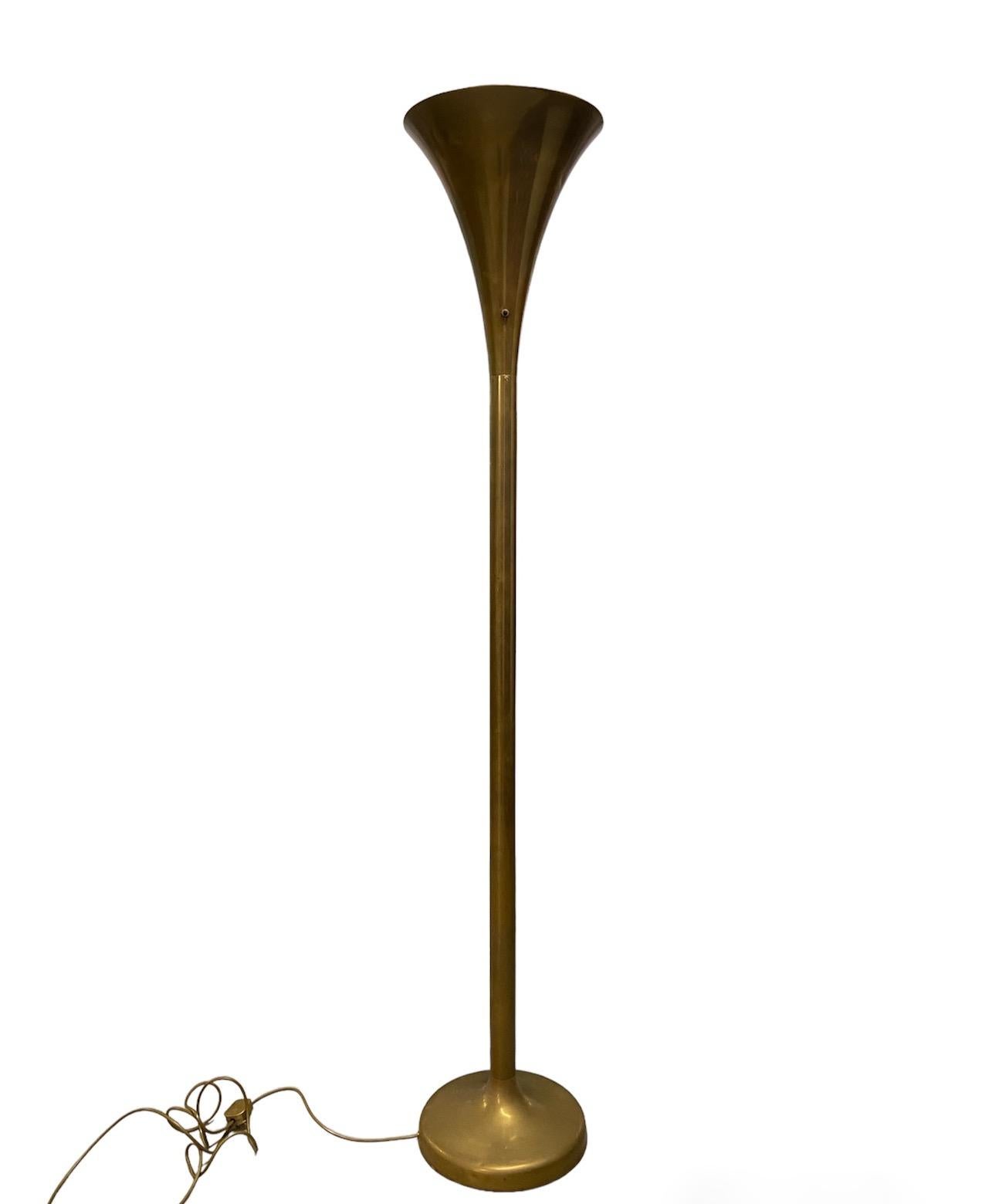 Lampadaire en métal italien du milieu du siècle, Uplighter en vente 1