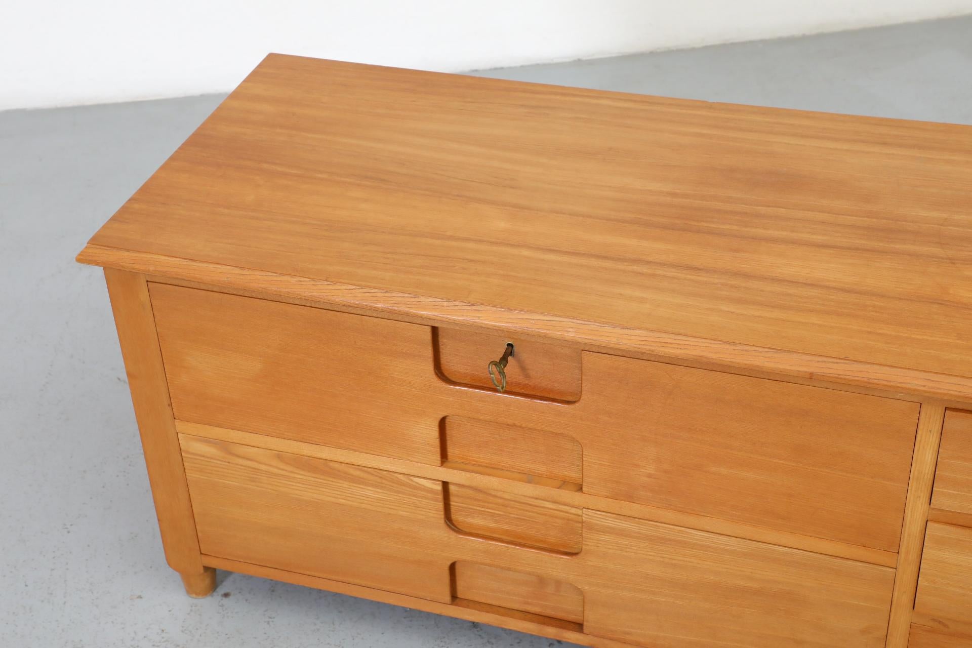 Mid-Century, Italian, Mini Credenza or Dresser with Carved Drawers 5