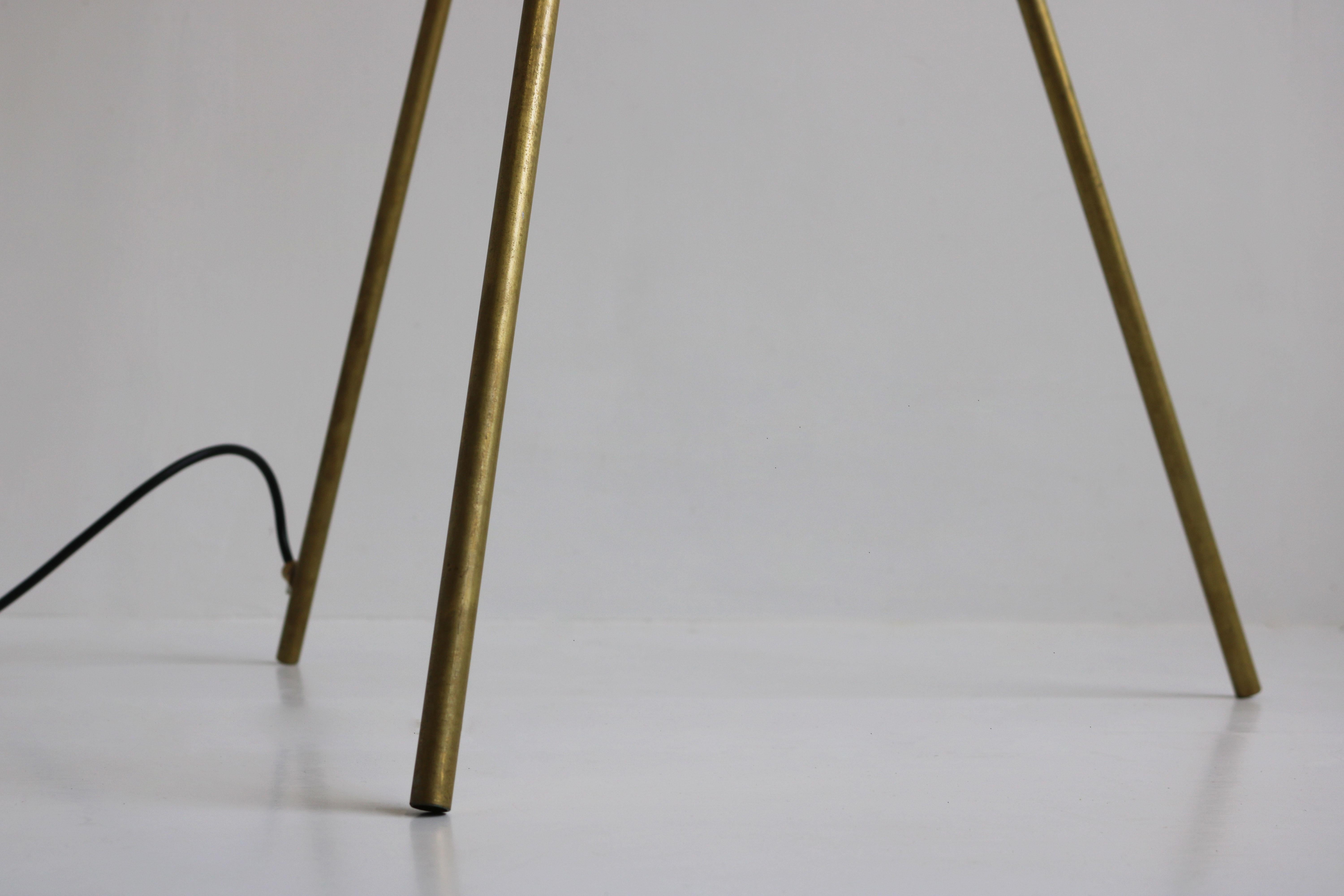 Mid-20th Century Mid-Century Italian Minimalist Design Floor Lamp Brass 1950 Black White Tripod For Sale