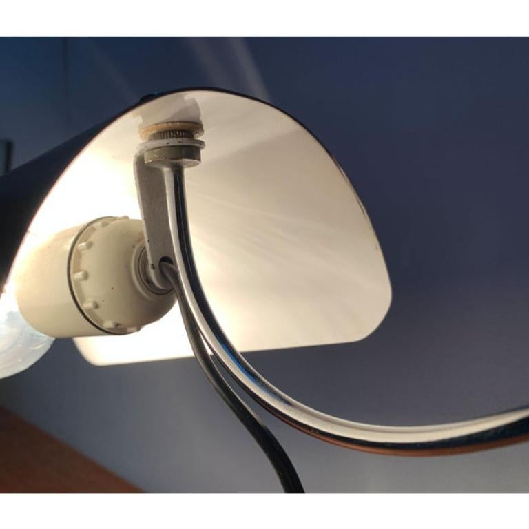 Mid-Century Italian Minimalist Table Lamp For Sale 4