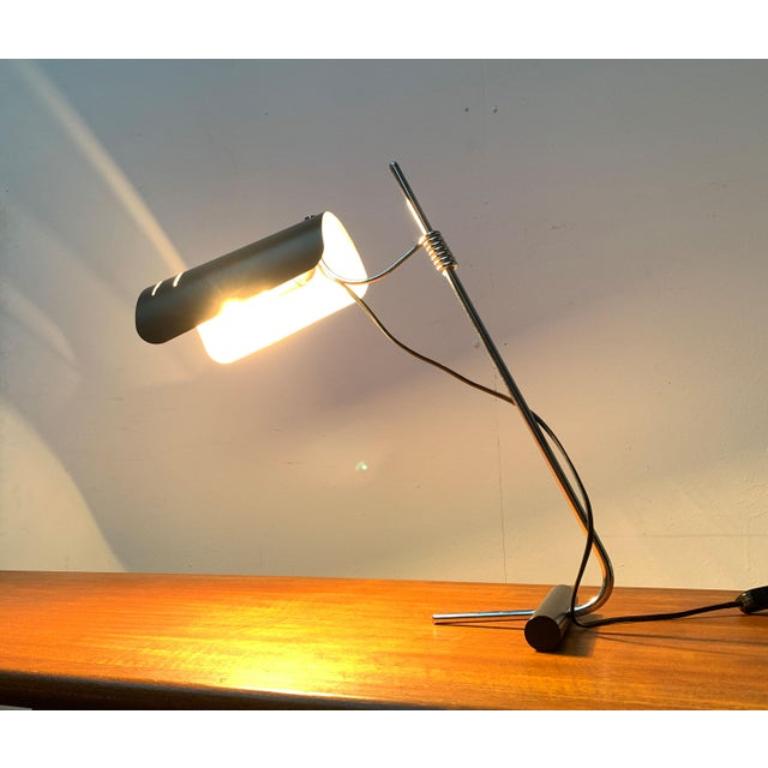 Metal Mid-Century Italian Minimalist Table Lamp For Sale