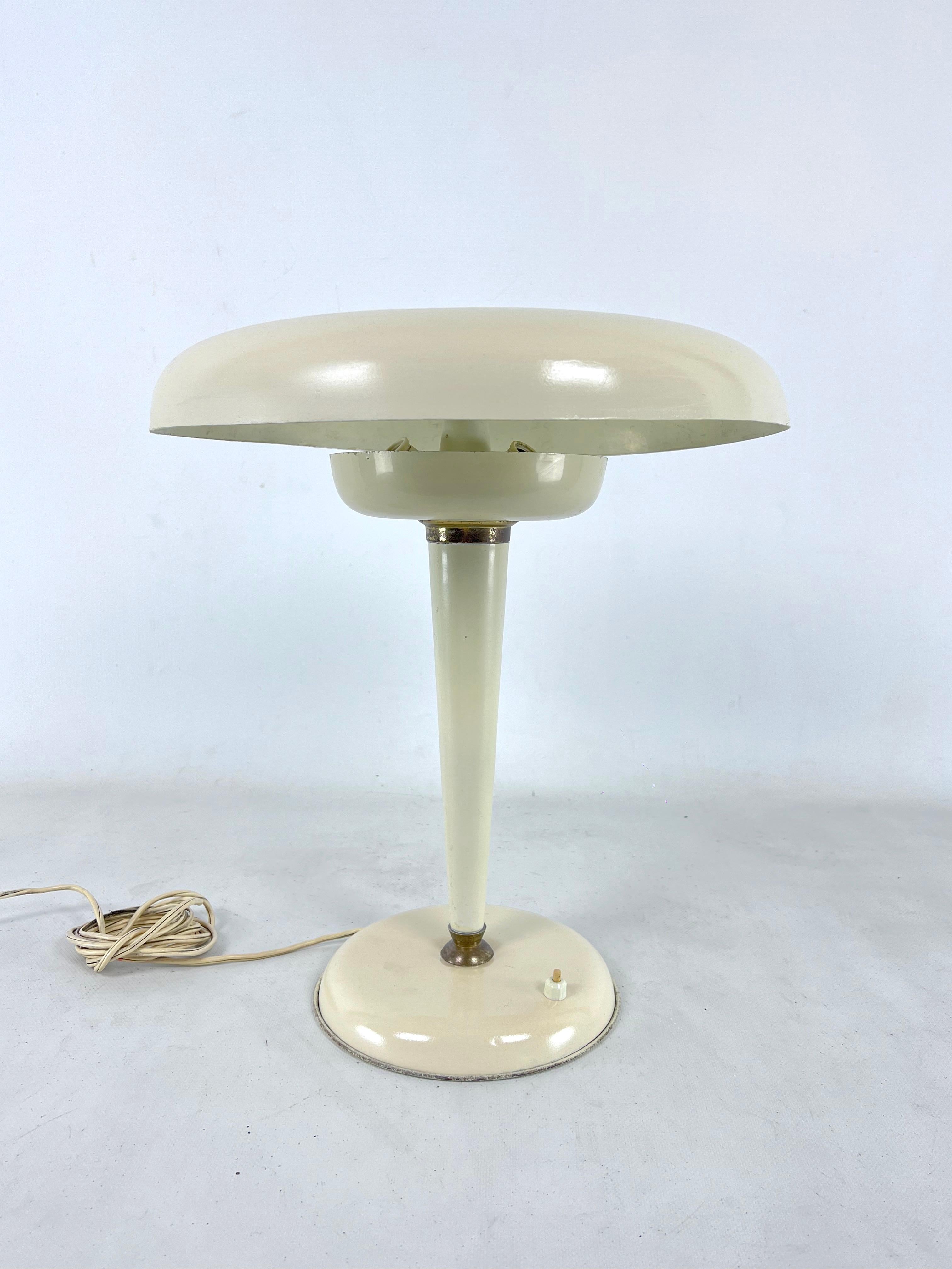 Midcentury Italian Ministerial Desk Lamp in Brass and Ivory Lacquer, Italy, 1950 For Sale 5