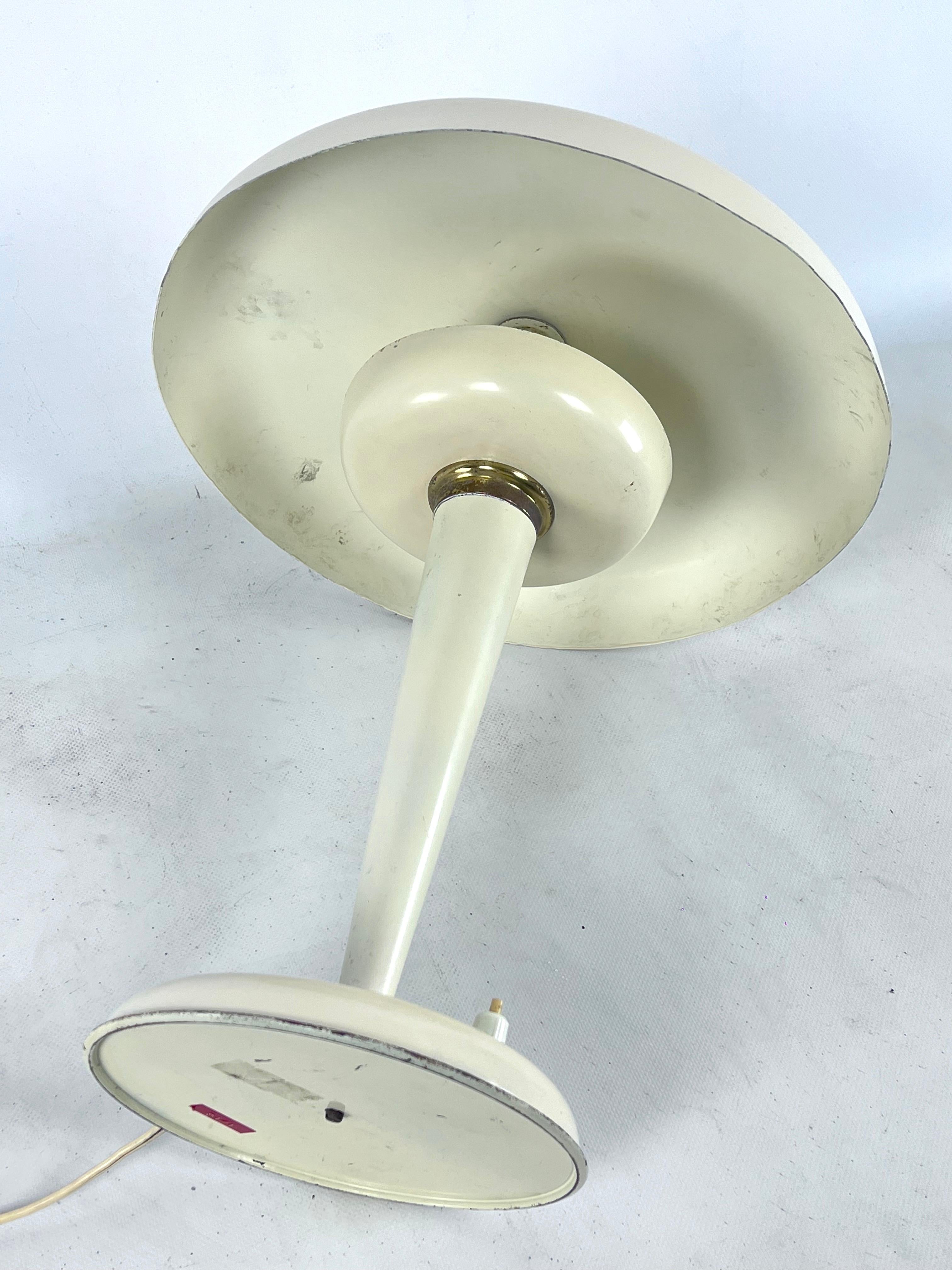 Midcentury Italian Ministerial Desk Lamp in Brass and Ivory Lacquer, Italy, 1950 For Sale 6