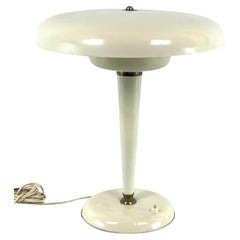 Lampe de bureau ministérielle italienne du milieu du siècle dernier en laiton et laque ivoire, Italie, 1950