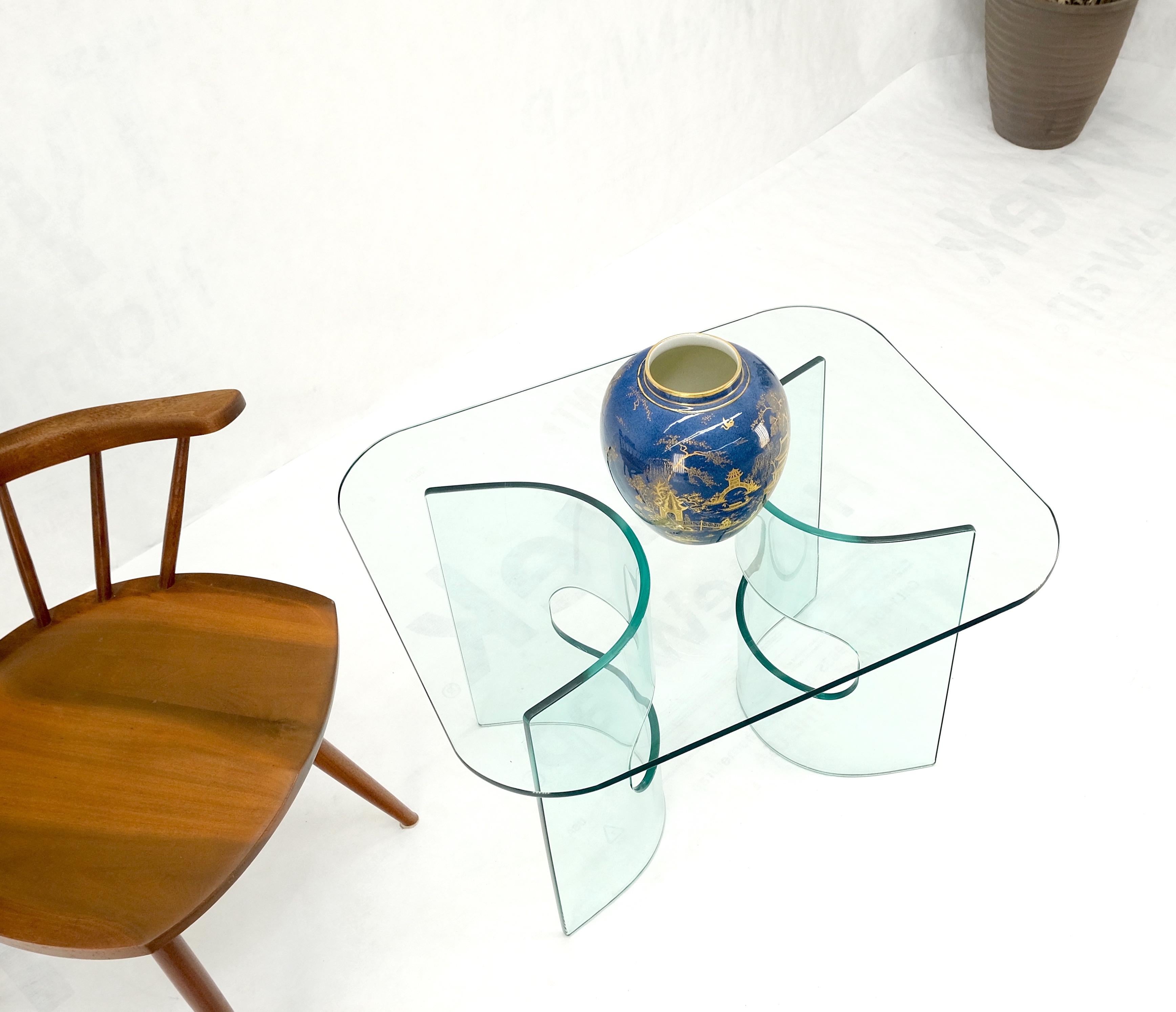 Mid Century Italian Modern Bend Glass C Shape Base Coffee Side Table For Sale 7