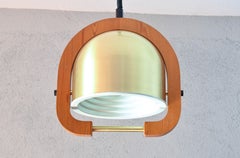 Lustre italien moderne du milieu du siècle dernier en laiton et chêne à hauteur réglable, années 70