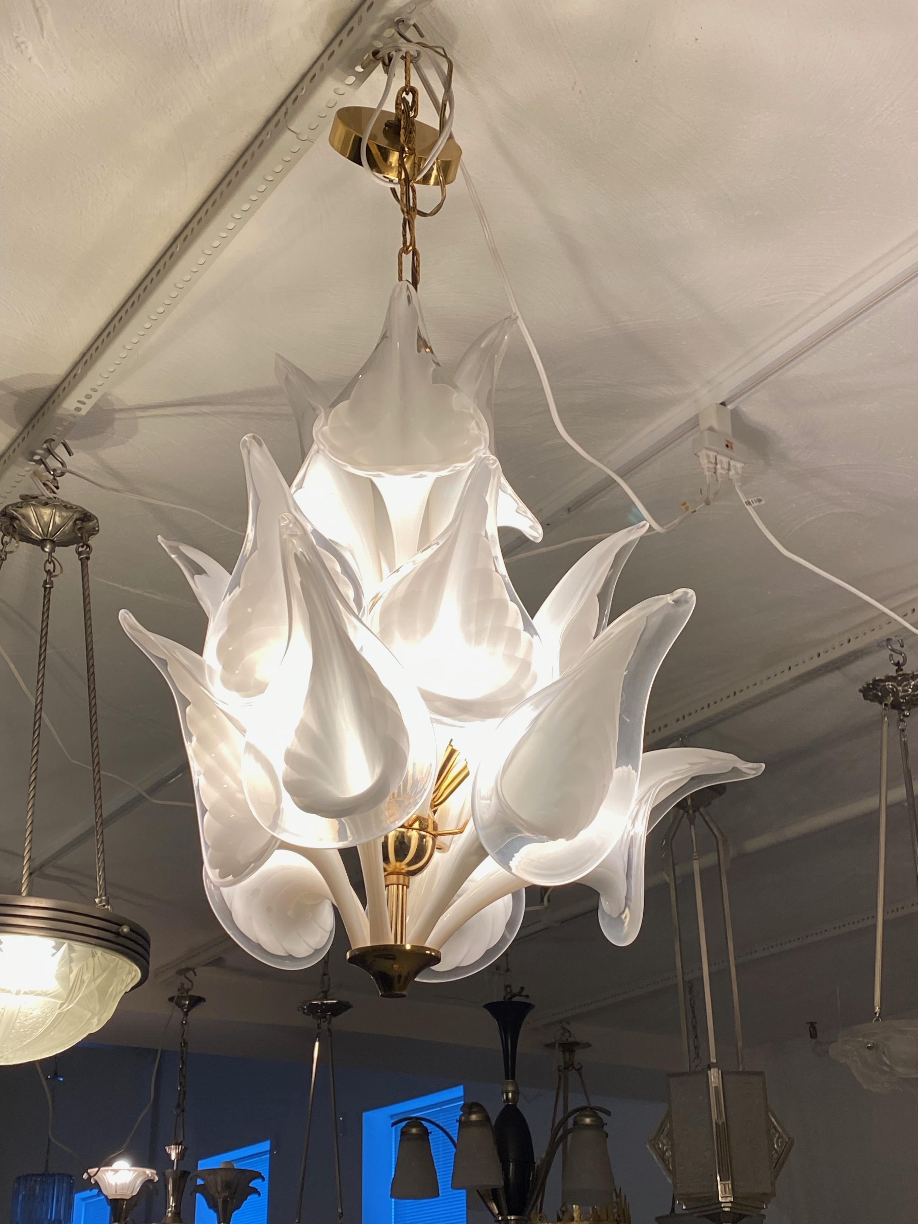 Lampadario moderno di metà secolo Camer Calla Lily in vetro di Murano soffiato a mano 1