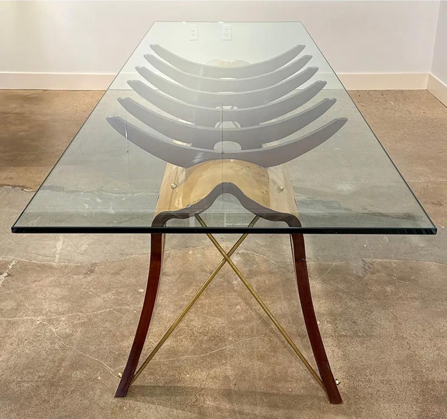 Ottone Tavolo da pranzo scultoreo di grandi dimensioni di Carlo Mollina Design Modern, metà del secolo scorso in vendita