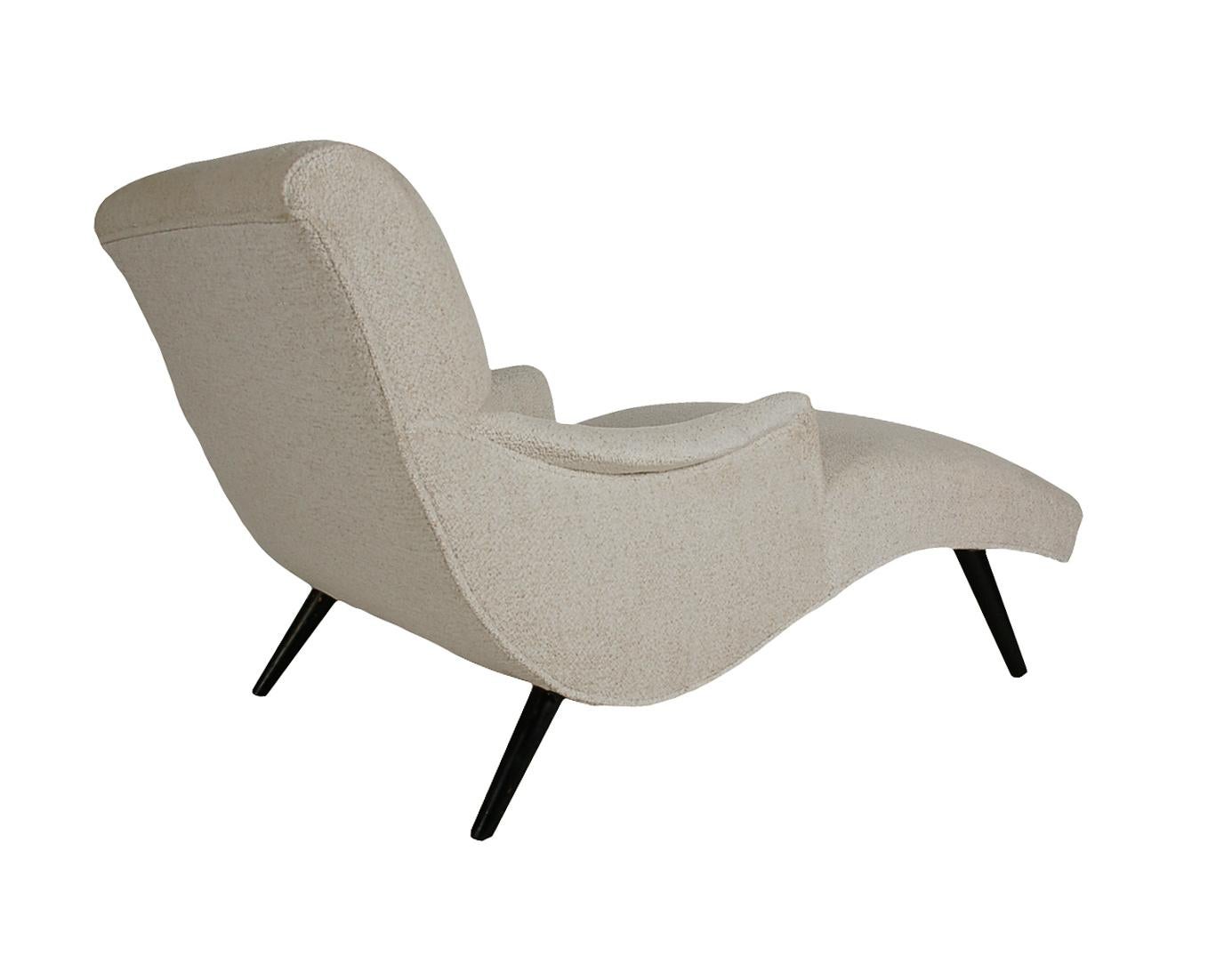 contemporary chaise lounge chair