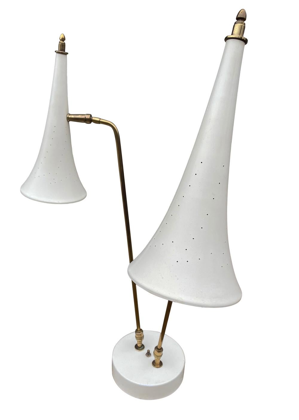 Mid Century Italian Modern Desk Lamp or Table Lamp in White & Brass by Stilnovo 3