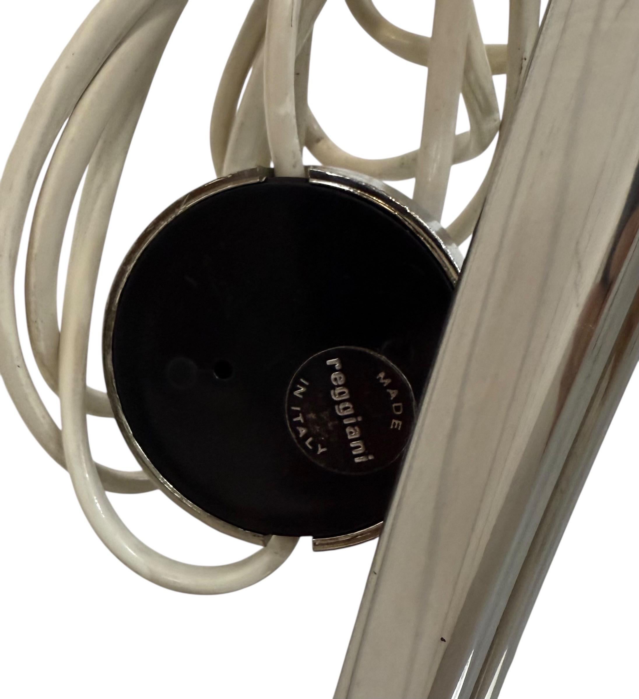 Lampadaire moderne italien du milieu du siècle Goffredo Reggiani en chrome en vente 3