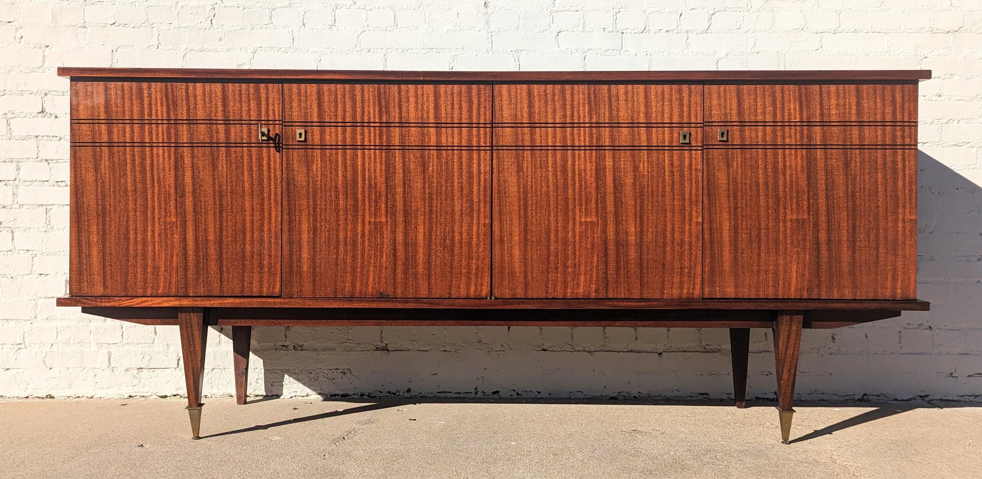 Mid Century Italian Modern Lacquered Credenza  For Sale 1