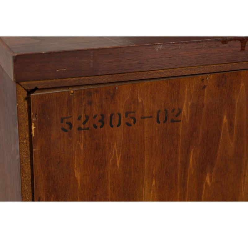 Crédence/ Buffet italienne moderne du milieu du siècle dernier, à 4 portes, en acajou et liège en vente 6