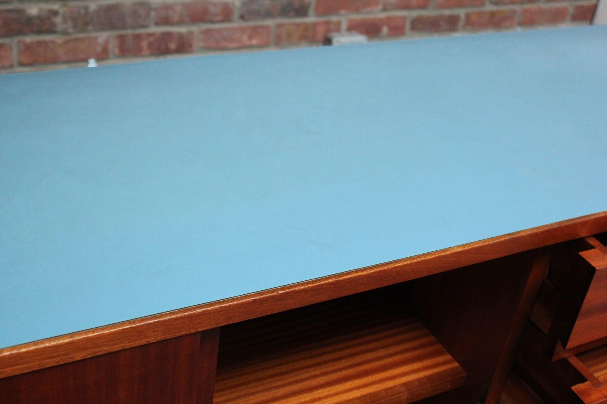 Mid-Century Italian Modern Mahogany Credenza with Blue Laminate Surface For Sale 4