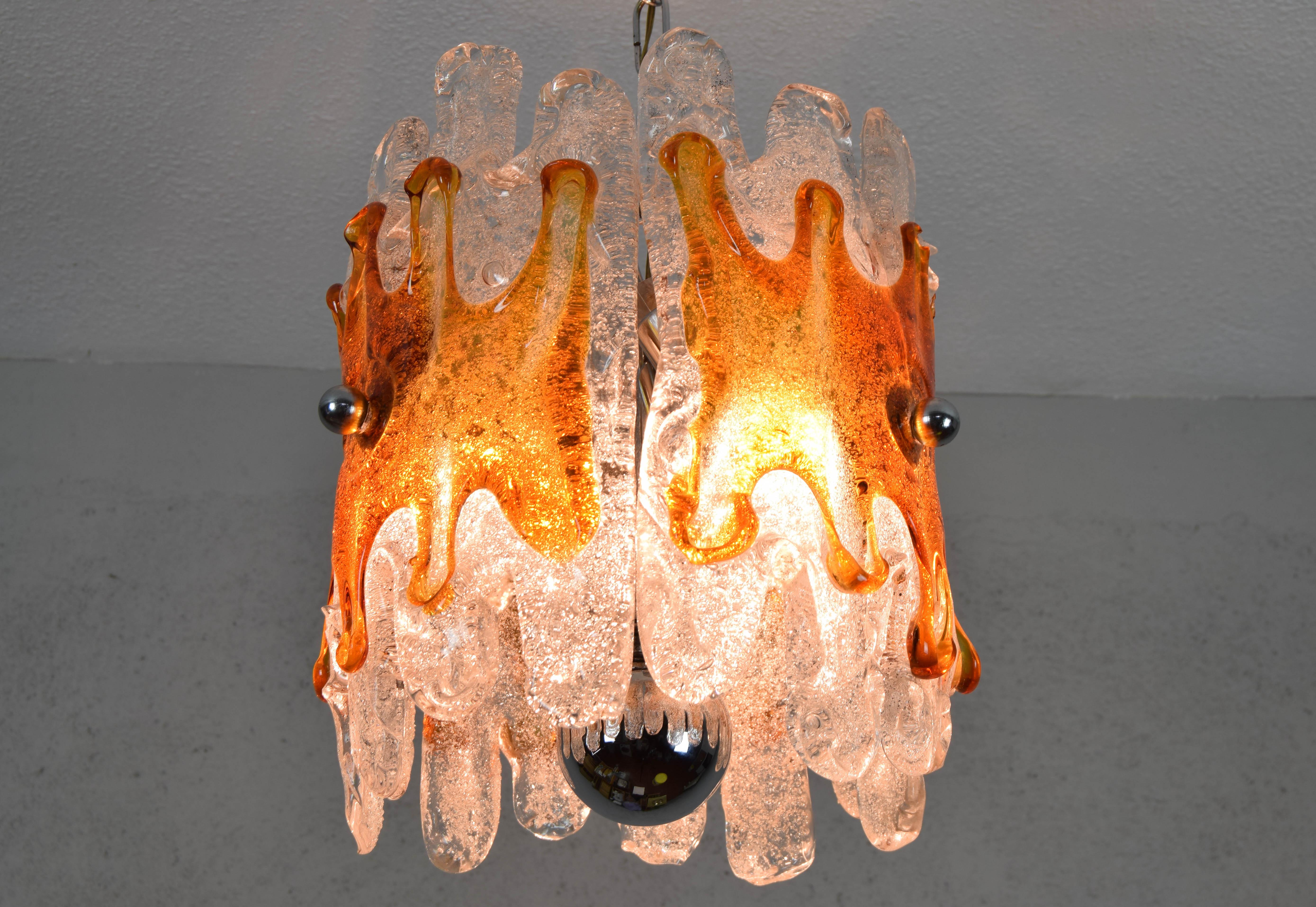 Midcentury Italian Modern Mazzega Amber and Clear Lava Murano Chandelier, 1960s For Sale 1