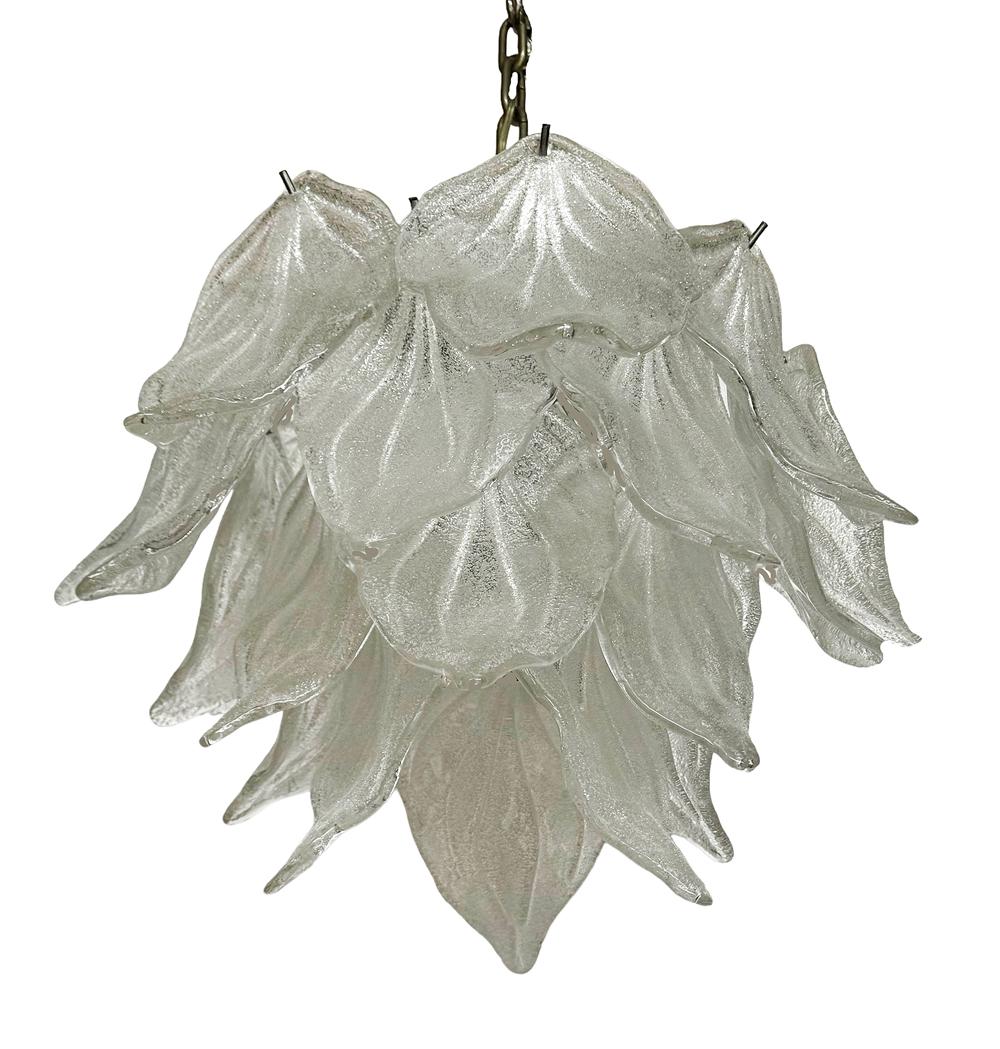 Lustre à pétales en verre de Murano de style italien du milieu du siècle dernier par Barovier & Toso en vente 4