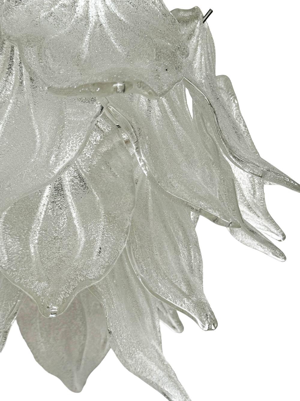 Lustre à pétales en verre de Murano de style italien du milieu du siècle dernier par Barovier & Toso en vente 2