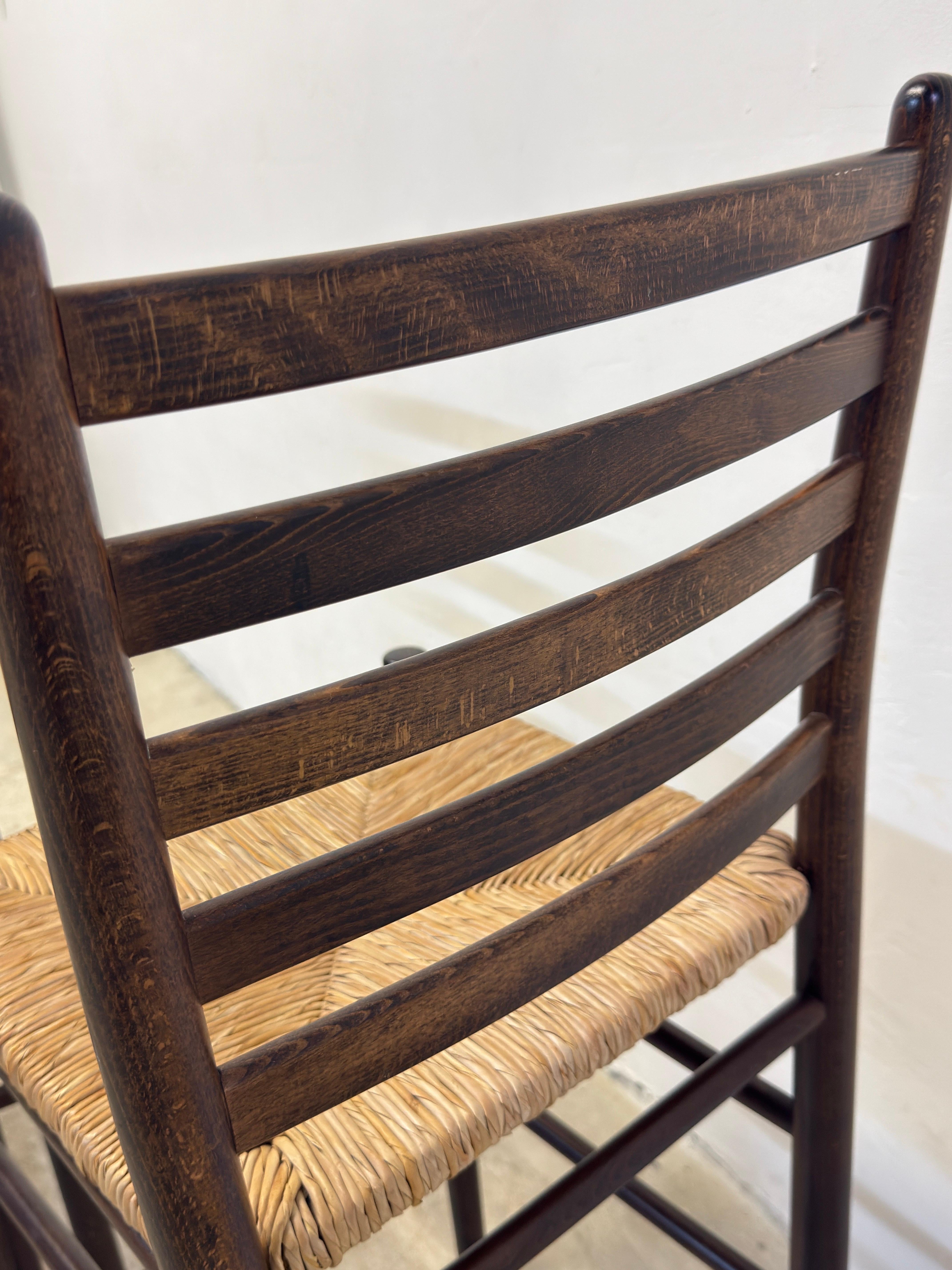 Paire de tabourets à dossier haut en jonc et bois de la modernité italienne du milieu du siècle dernier en vente 6