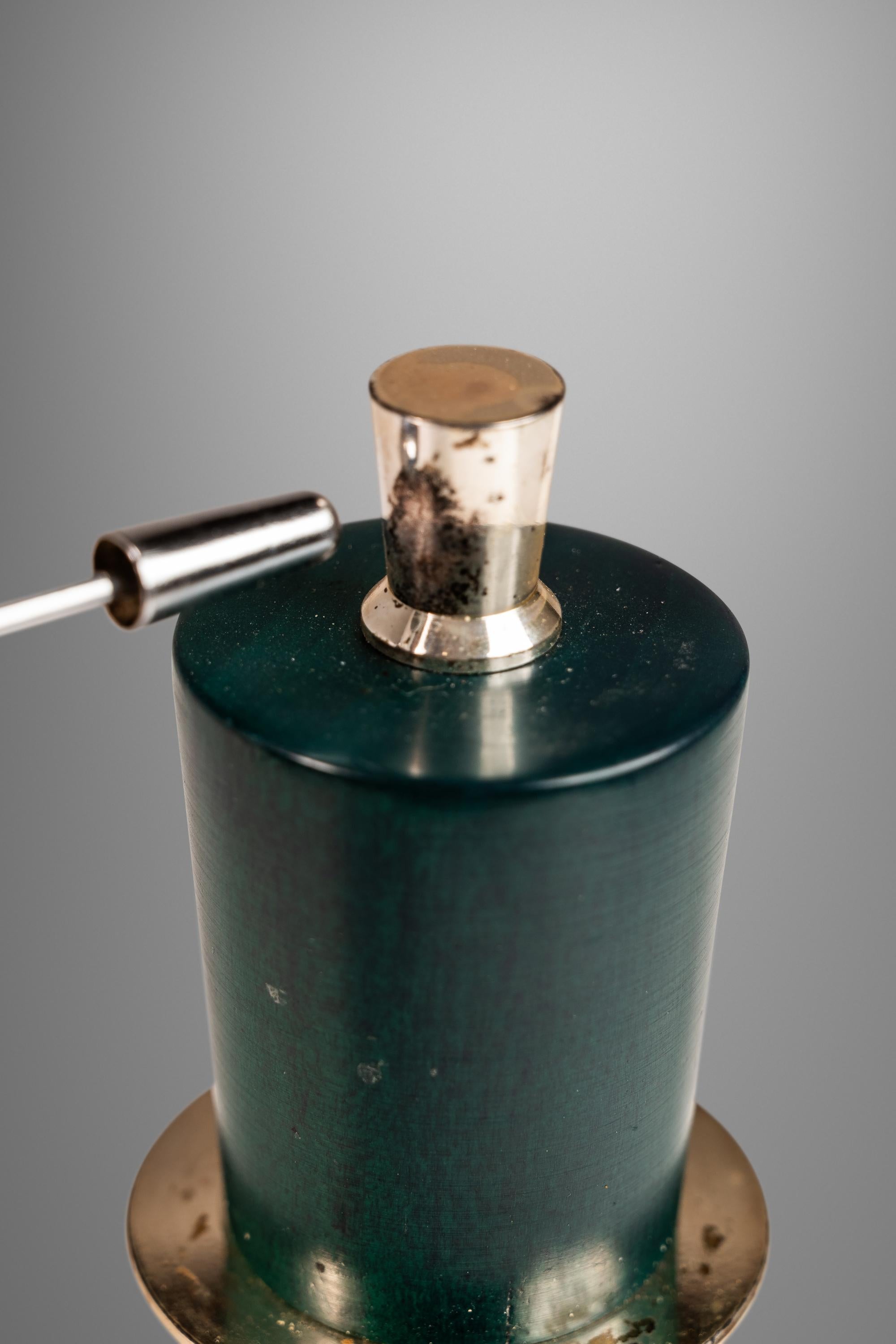 Mid-Century Italian Modern Salt & Pepper Grinders Shakers, Italy, c. 1970's 7