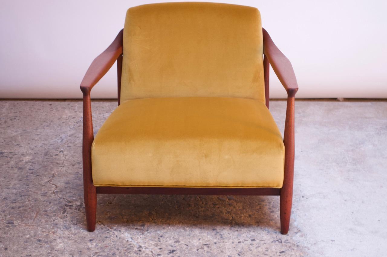 Midcentury Italian Modern Sculpted Walnut and Ochre Velvet Lounge Chair 5