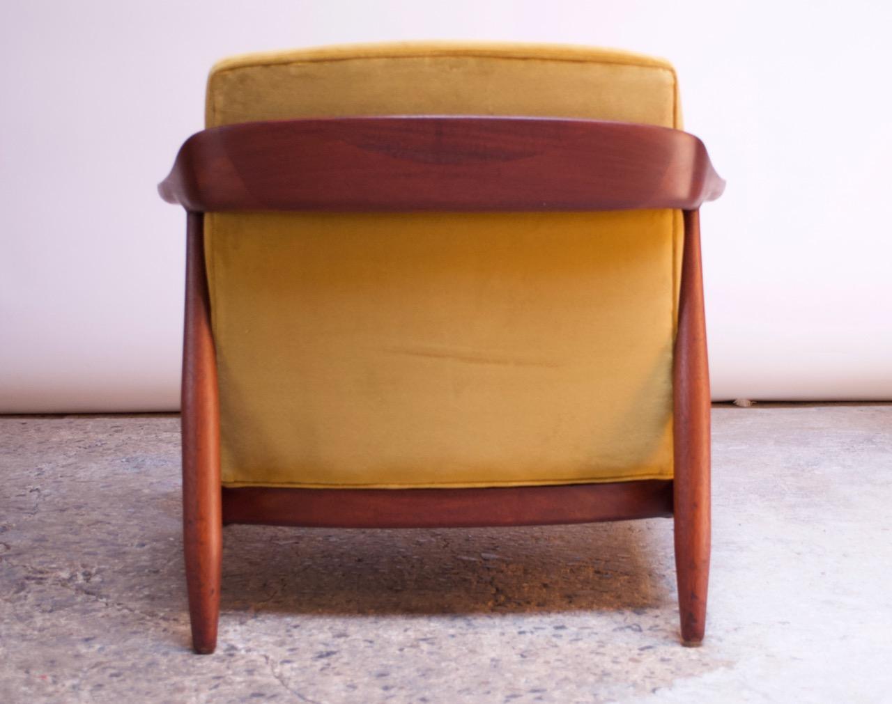 Midcentury Italian Modern Sculpted Walnut and Ochre Velvet Lounge Chair 2