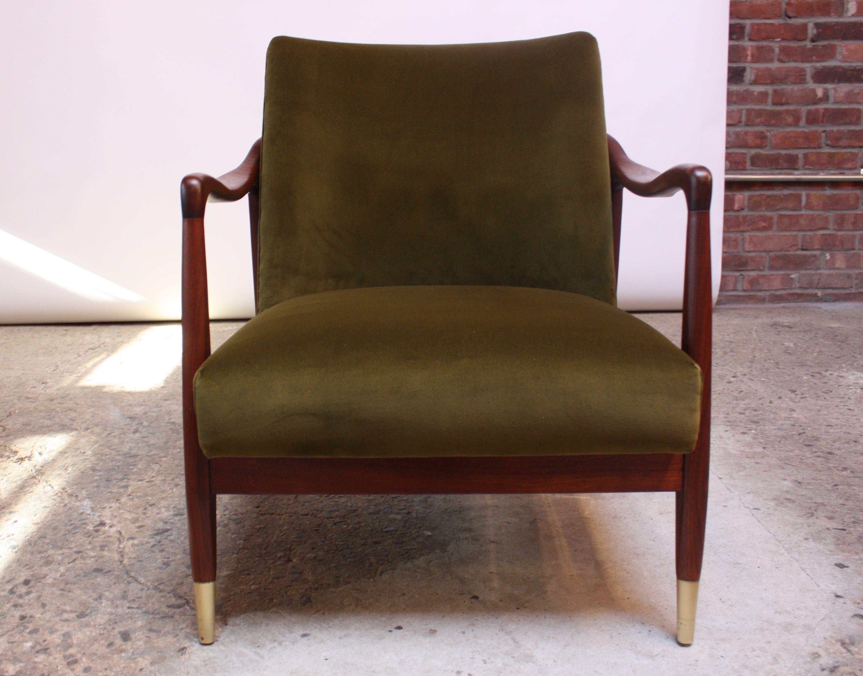 Midcentury Italian Modern Sculpted Walnut and Velvet Lounge Chair In Good Condition In Brooklyn, NY