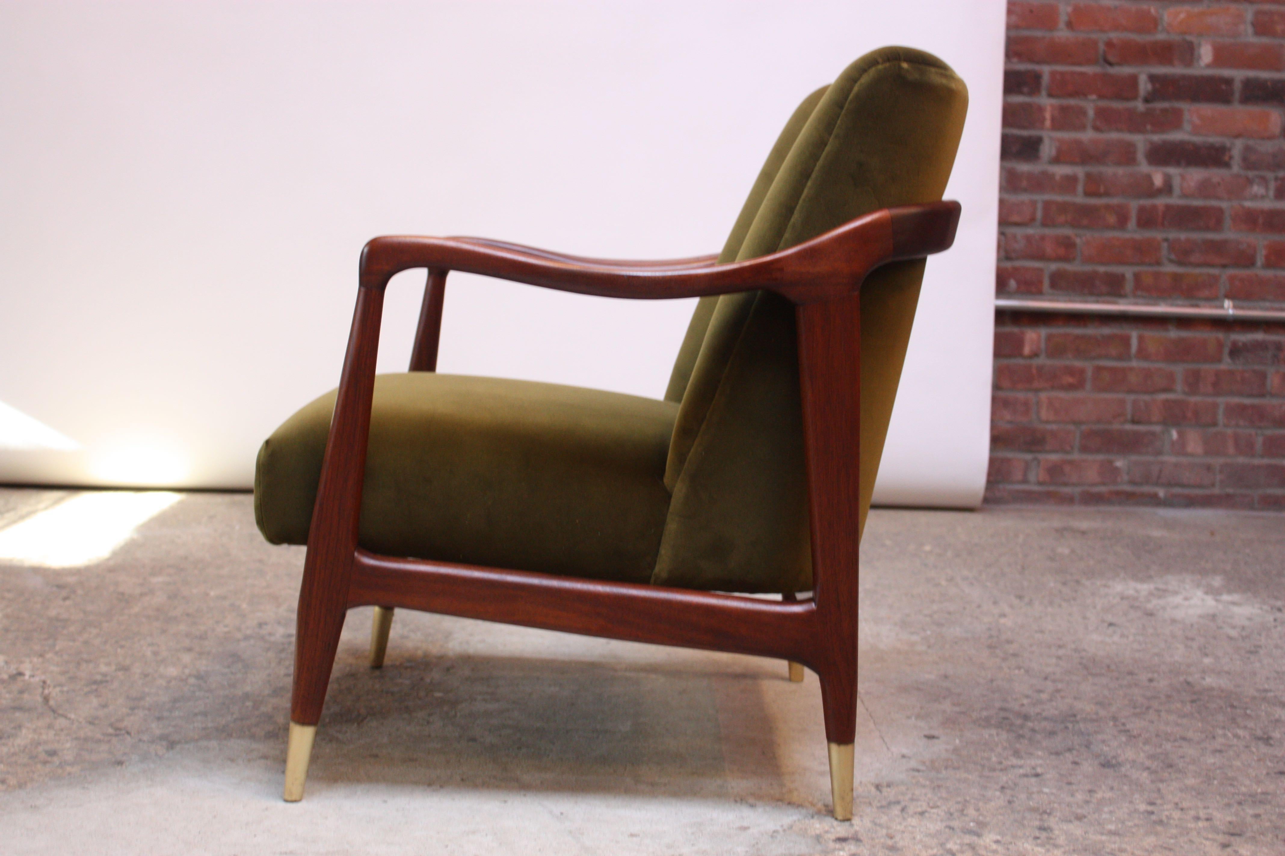 Mid-20th Century Midcentury Italian Modern Sculpted Walnut and Velvet Lounge Chair