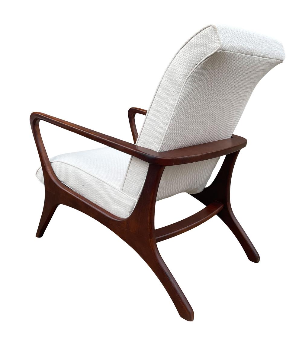 Mid Century Italian Modern Sculptural Lounge Chair & Ottoman in Walnut & White 1