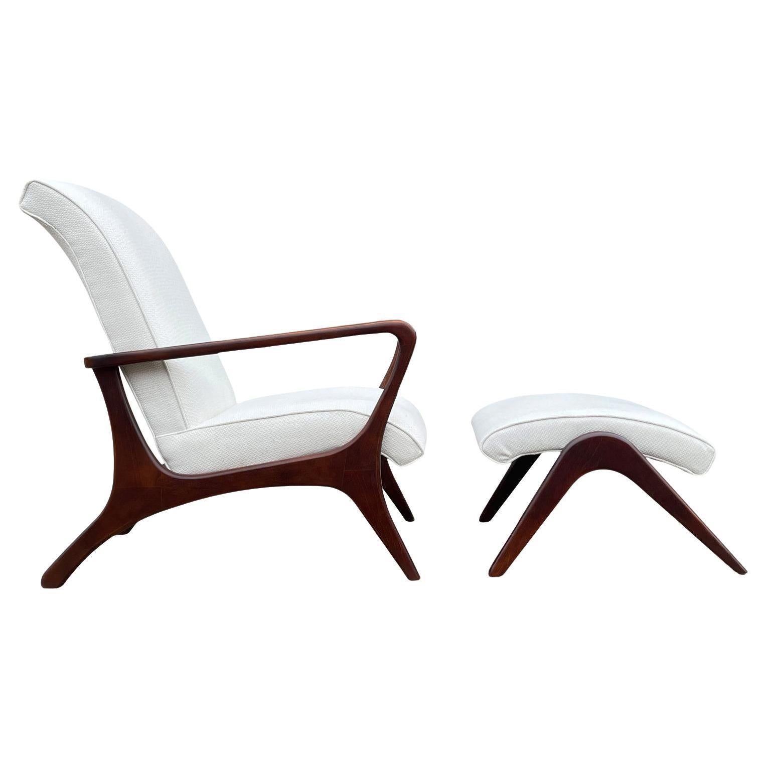 Mid Century Italian Modern Sculptural Lounge Chair & Ottoman in Walnut & White