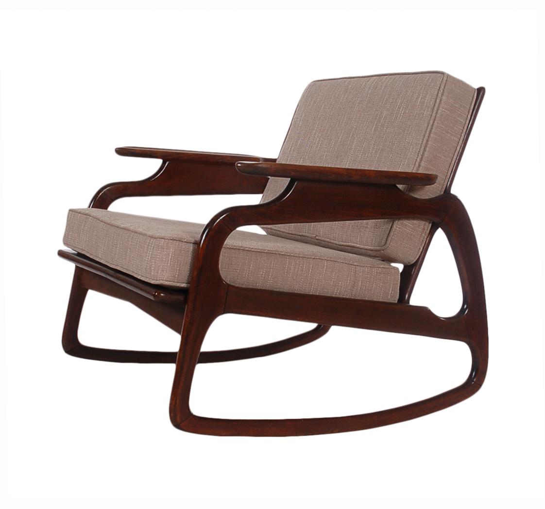 Mid-20th Century Mid Century Italian Modern Sculptural Rocking Chair in Walnut after Gio Ponti For Sale