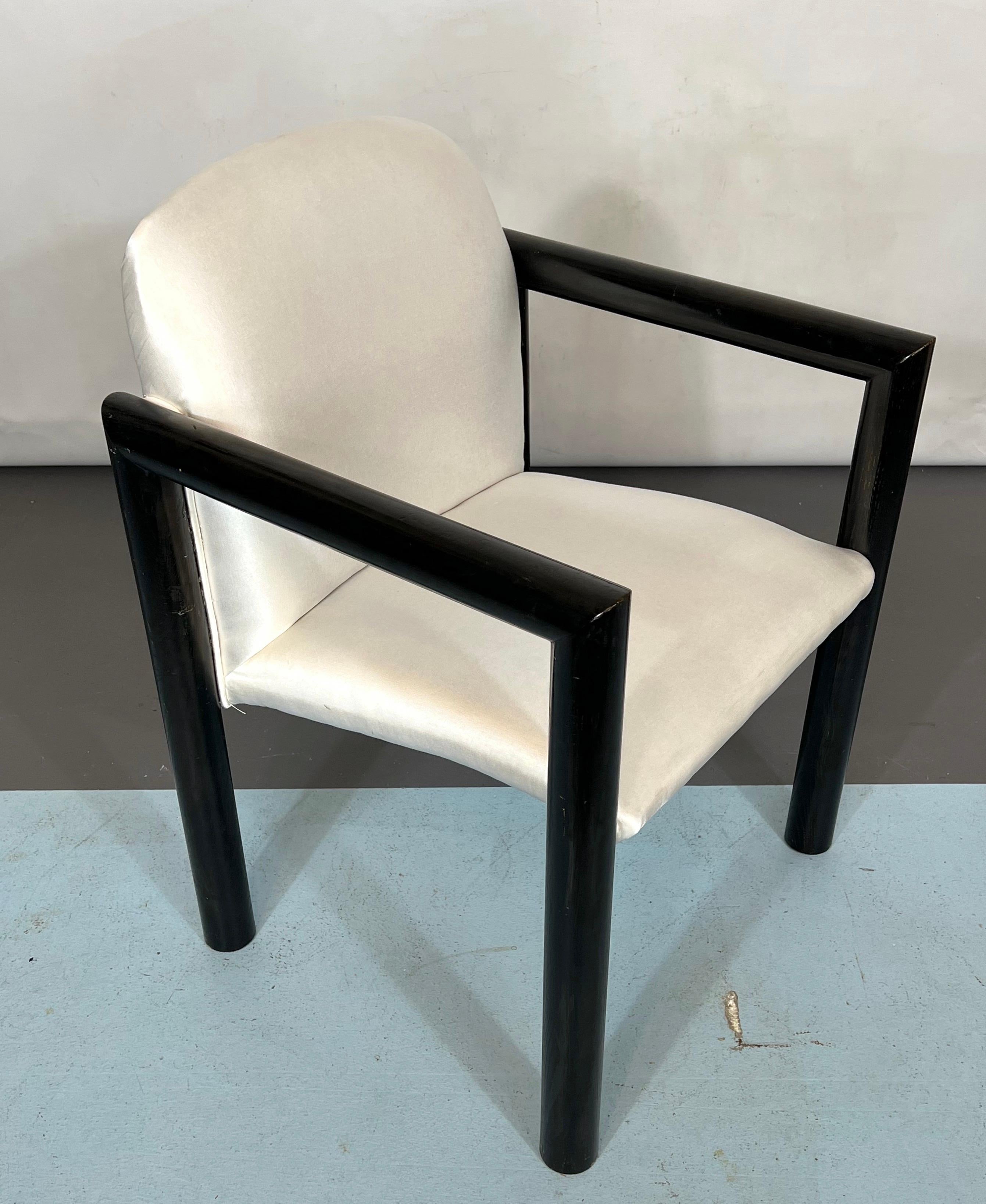 Mid-Century Italian Modern set of 4 armchairs from 70s For Sale 10