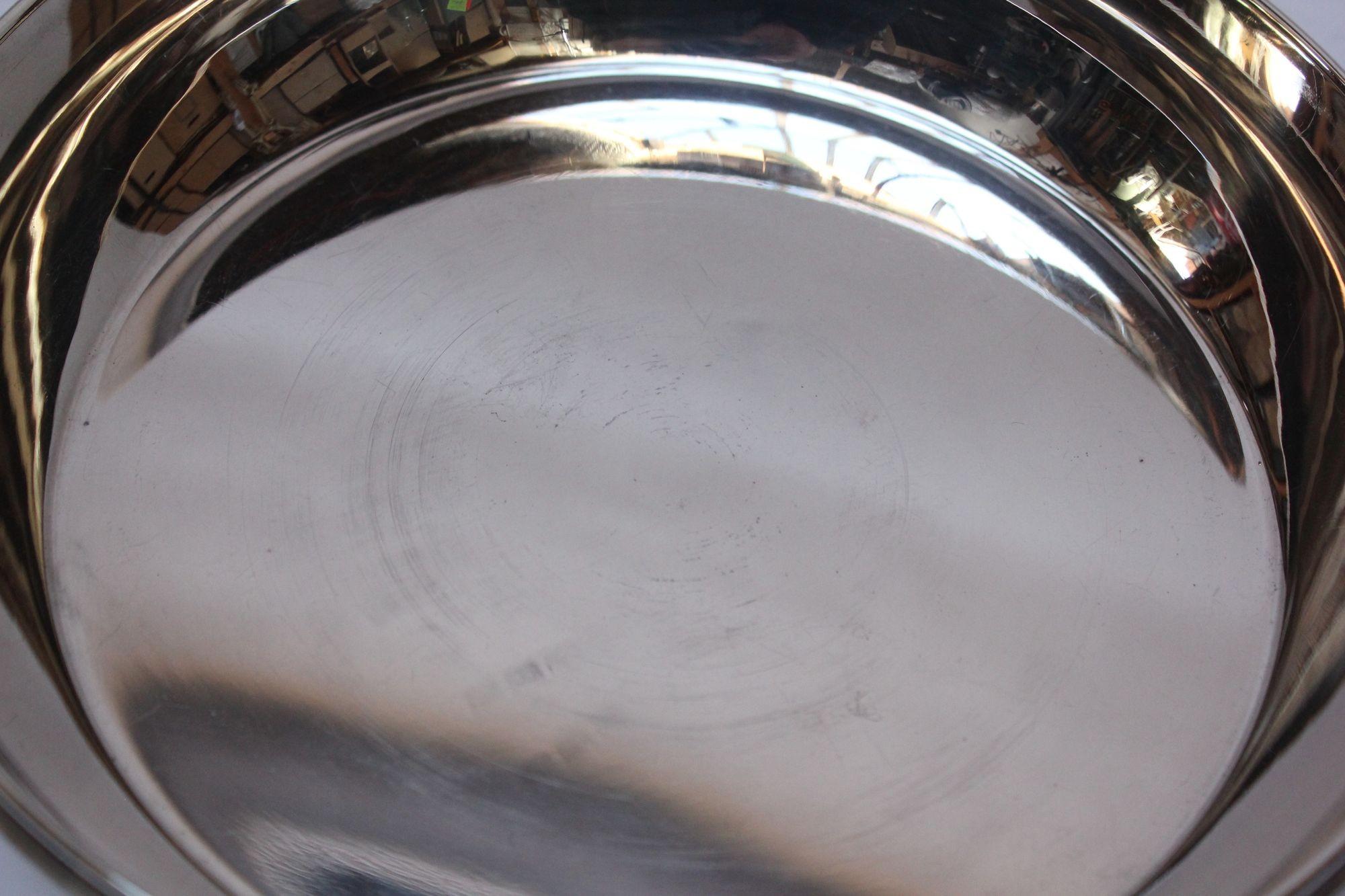 Silver Plate Mid-Century Italian Modern Silver-Plated Round Lidded Serving / Candy Dish For Sale