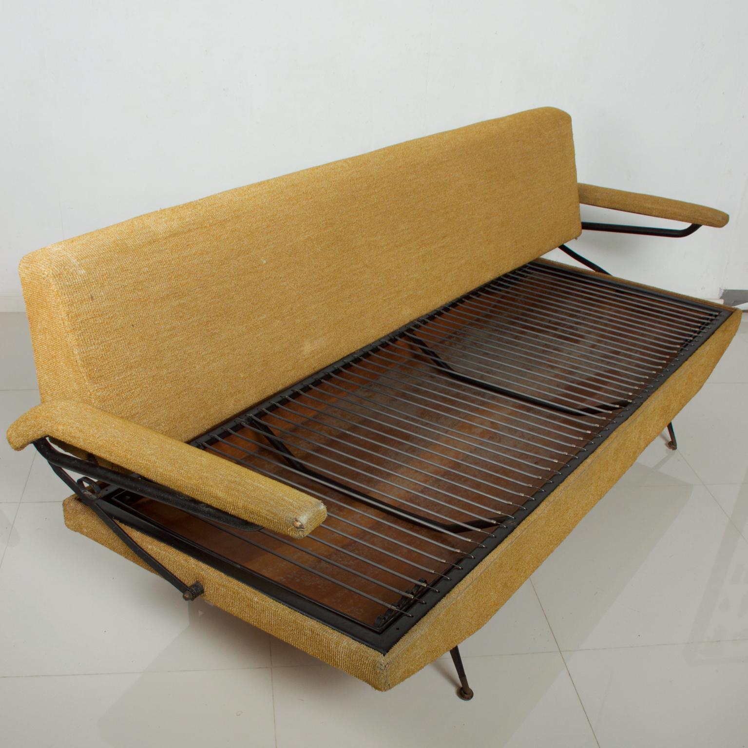 Midcentury Italian Modern Sofa Day Bed Styled Osvaldo Borsani 3