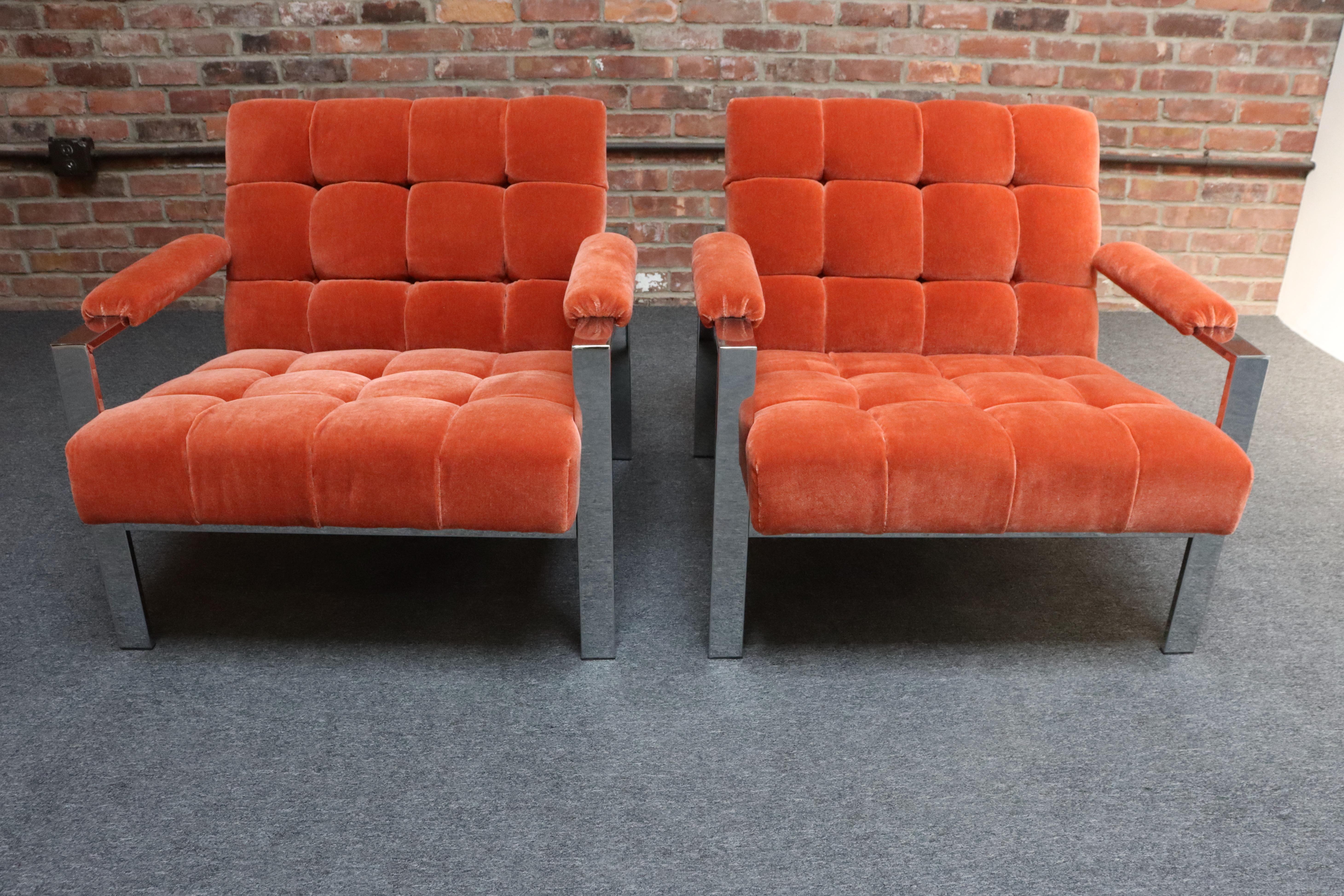 Sedie da salotto moderne di metà secolo in mohair trapuntato e cromo in vendita 7