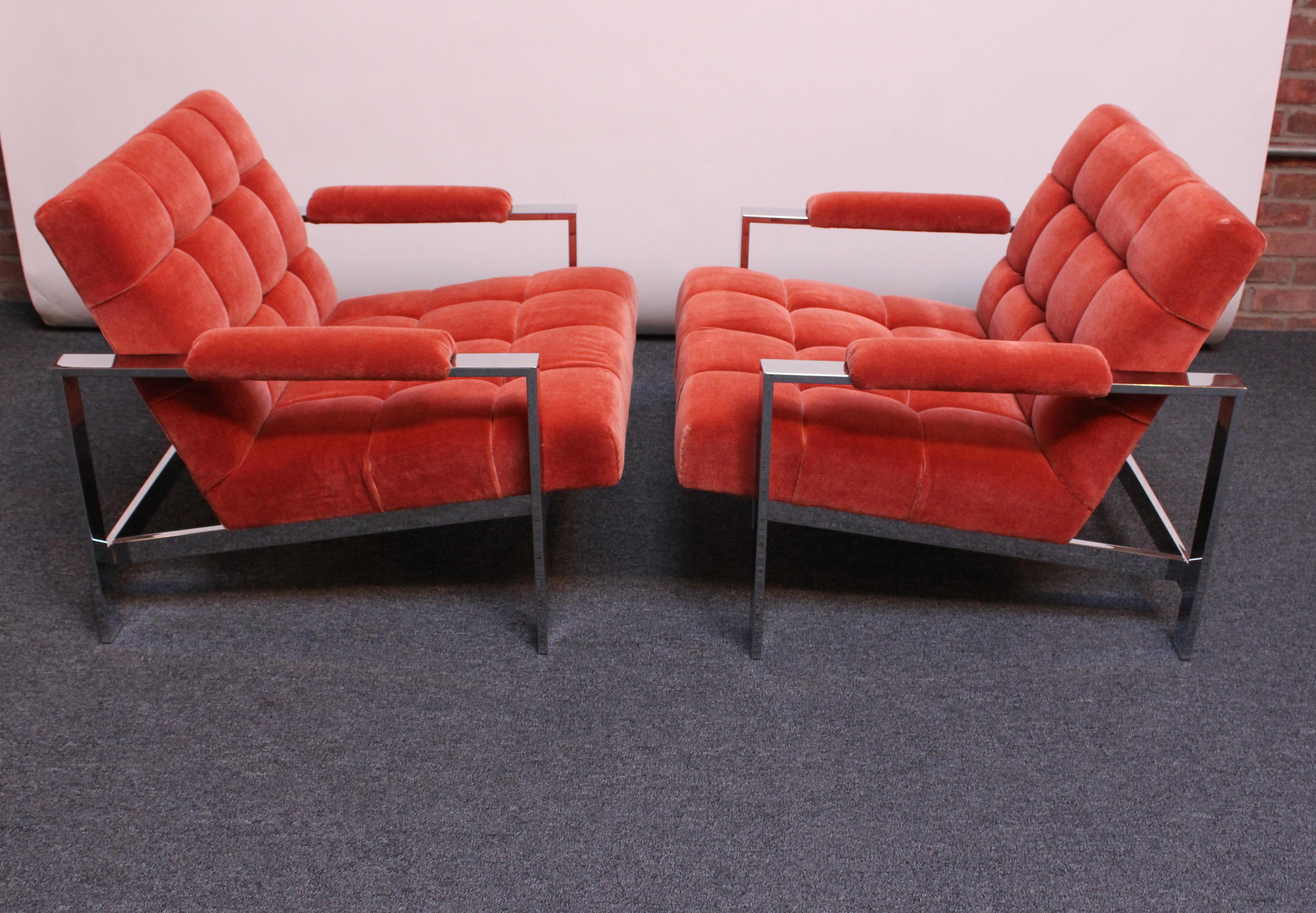 Mid-Century Italian Modern Tufted Mohair and Chrome Lounge Chairs In Good Condition For Sale In Brooklyn, NY