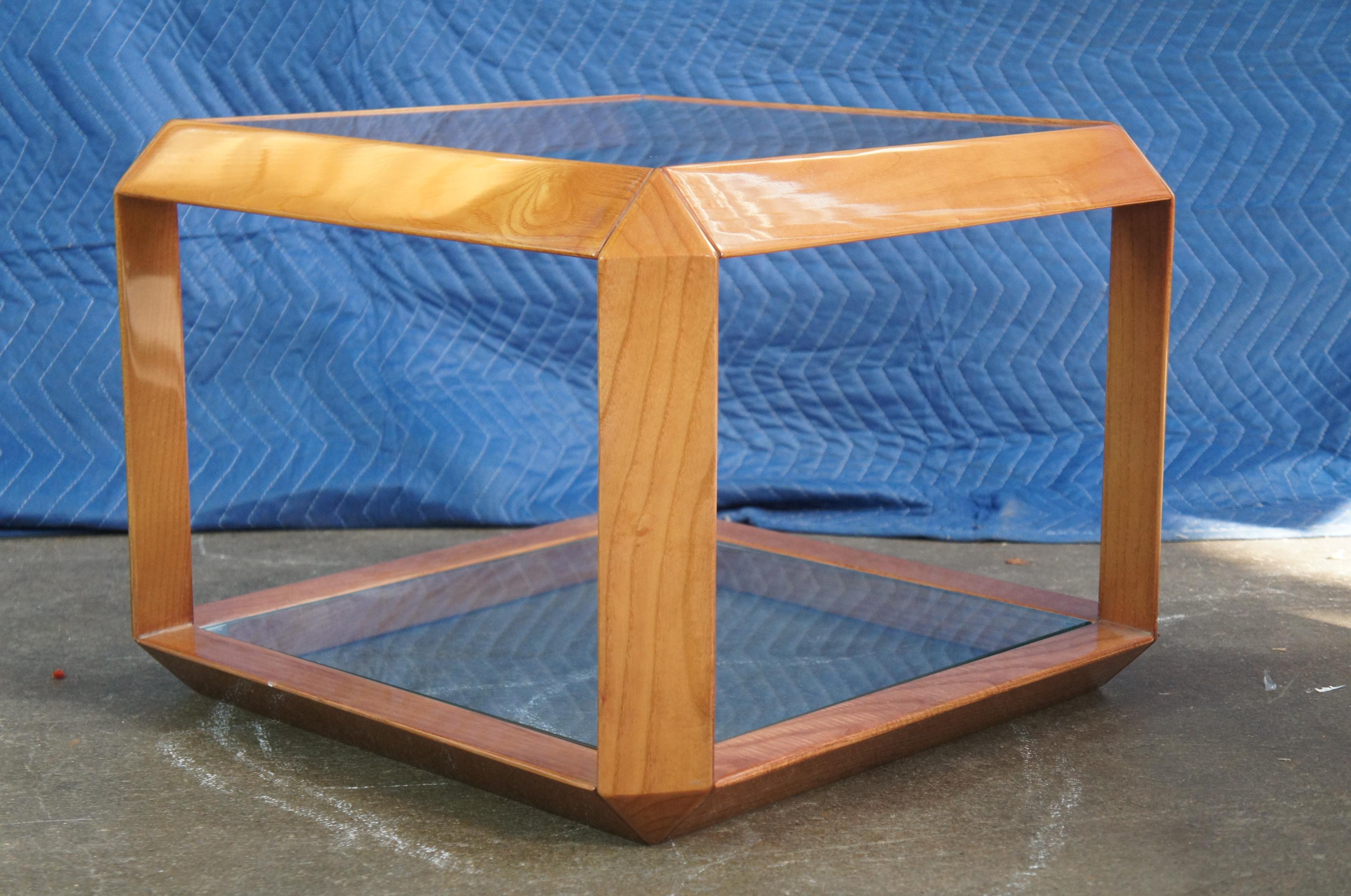 Table d'appoint carrée cubique en bois et verre de style italien moderne du milieu du siècle dernier, table d'appoint minimaliste en vente 4