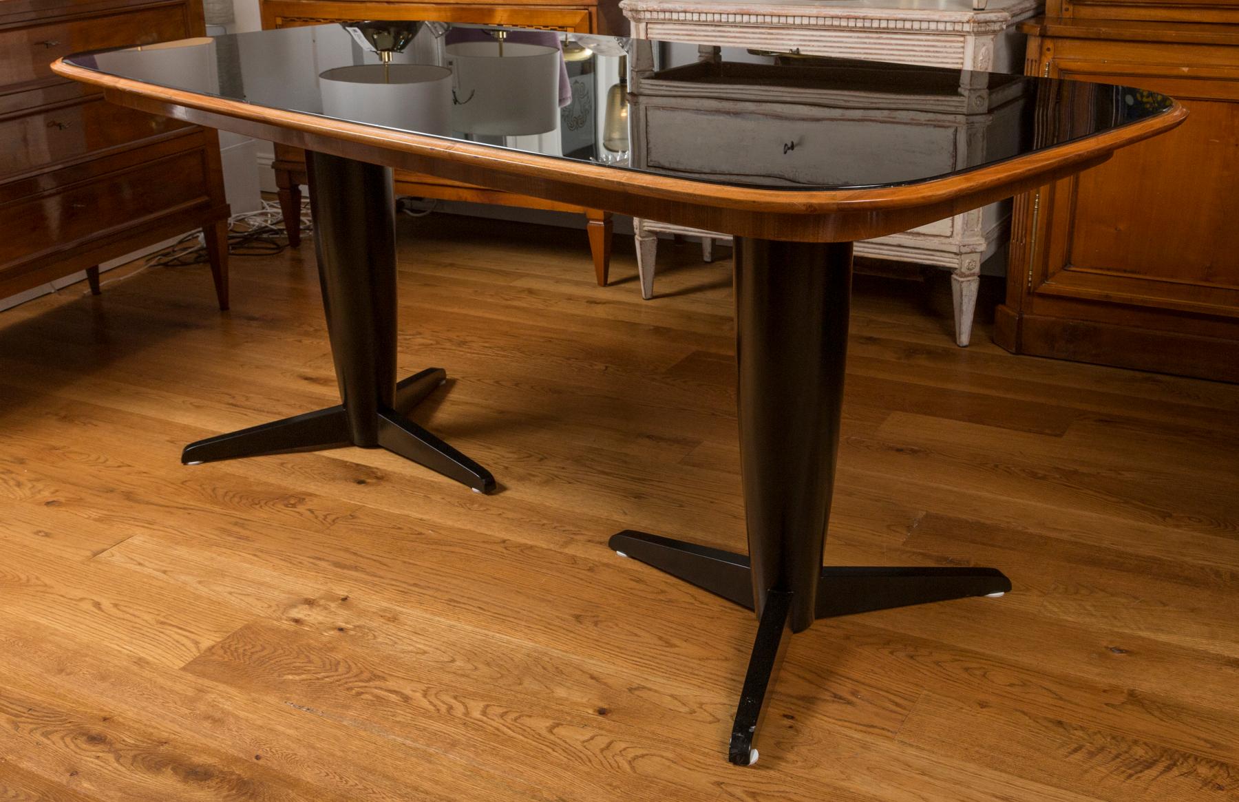 Mid Century Italian Modernist Double Pedestal Table In Good Condition In Westport, CT