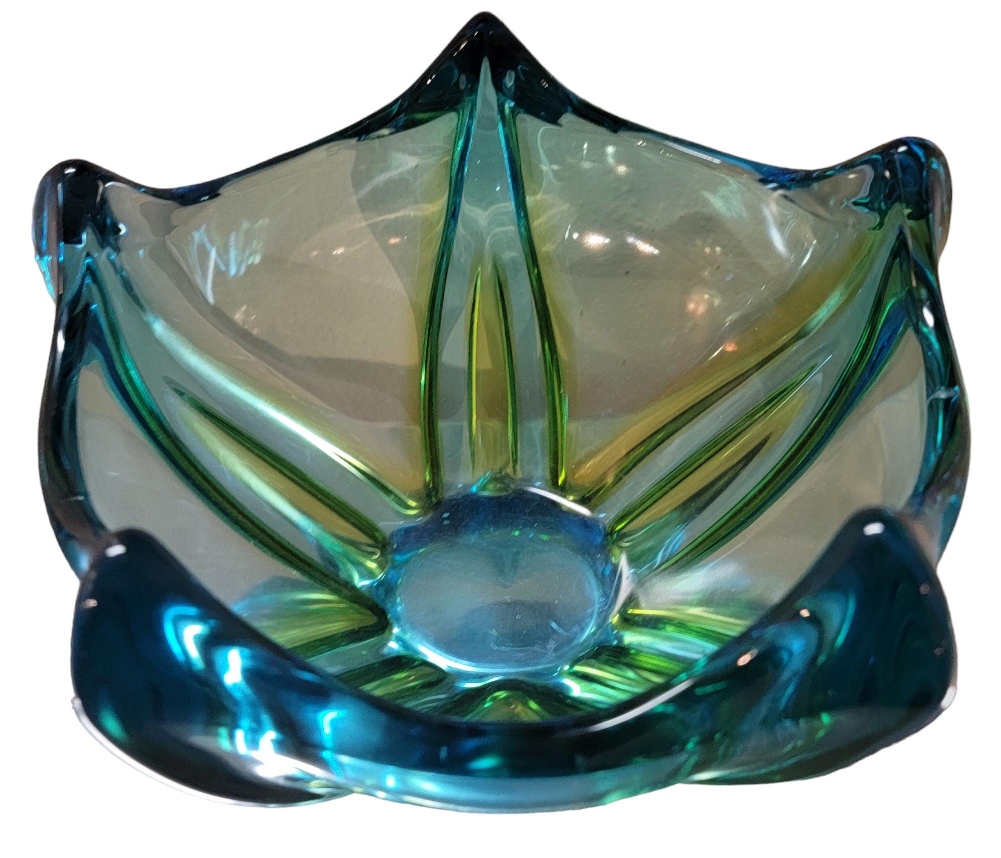 Blown Glass Mid Century Italian Murano Art Glass Bowl