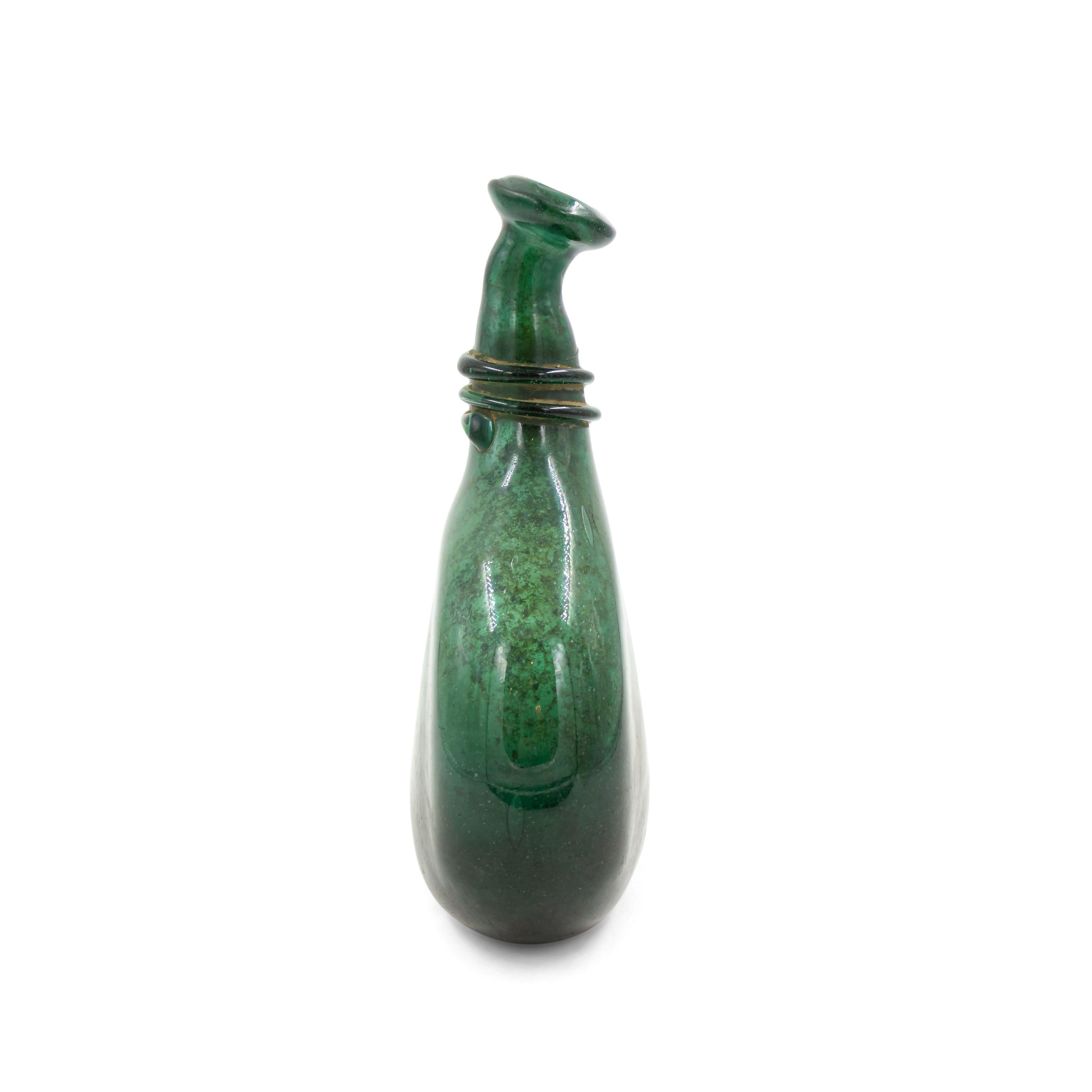 Mid-Century Italian Murano Blown Green Glass Flask For Sale 5