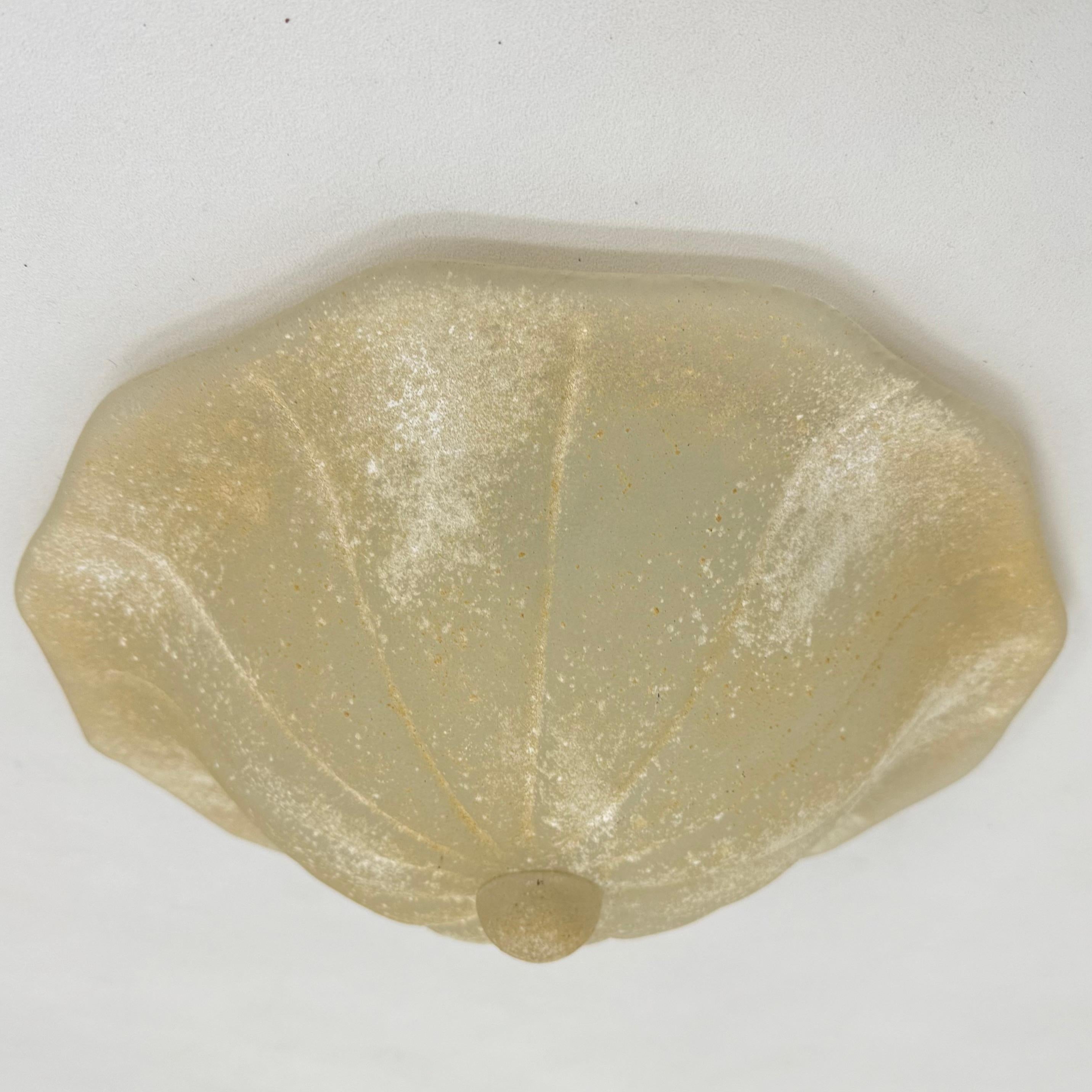 Vetro artistico Lampada da soffitto in vetro di Murano della metà del secolo scorso, anni '70 in vendita