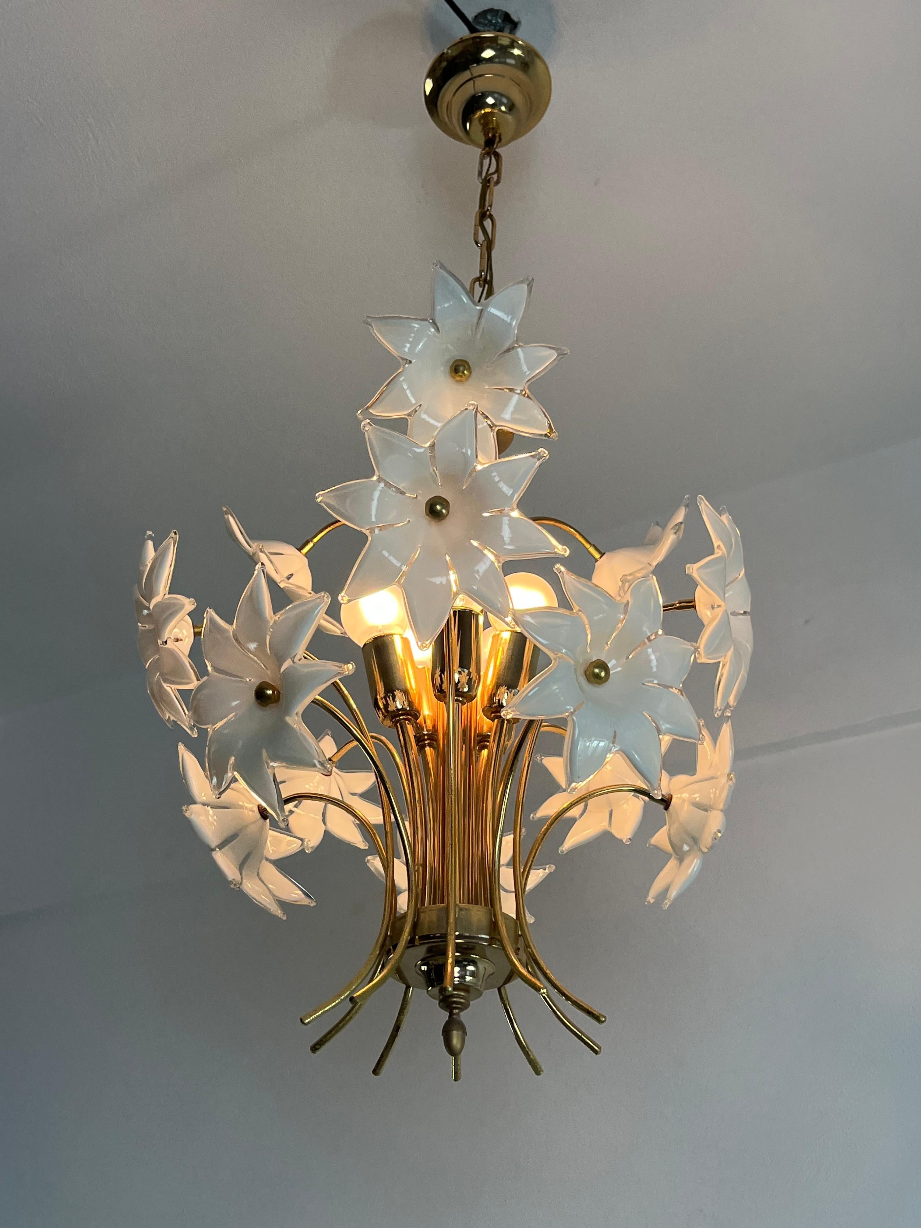 Mid-century Italian Murano Glass Floral Chandelier, 1970s For Sale 2