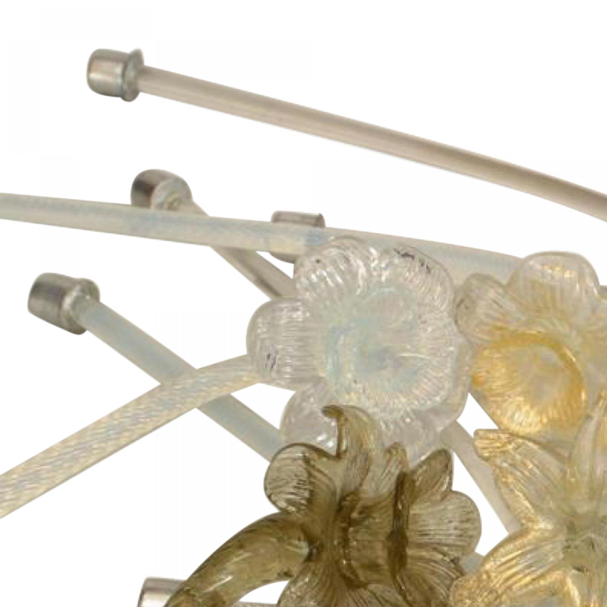 Fatto a mano Fiori in vetro di Murano della metà del secolo scorso in vendita