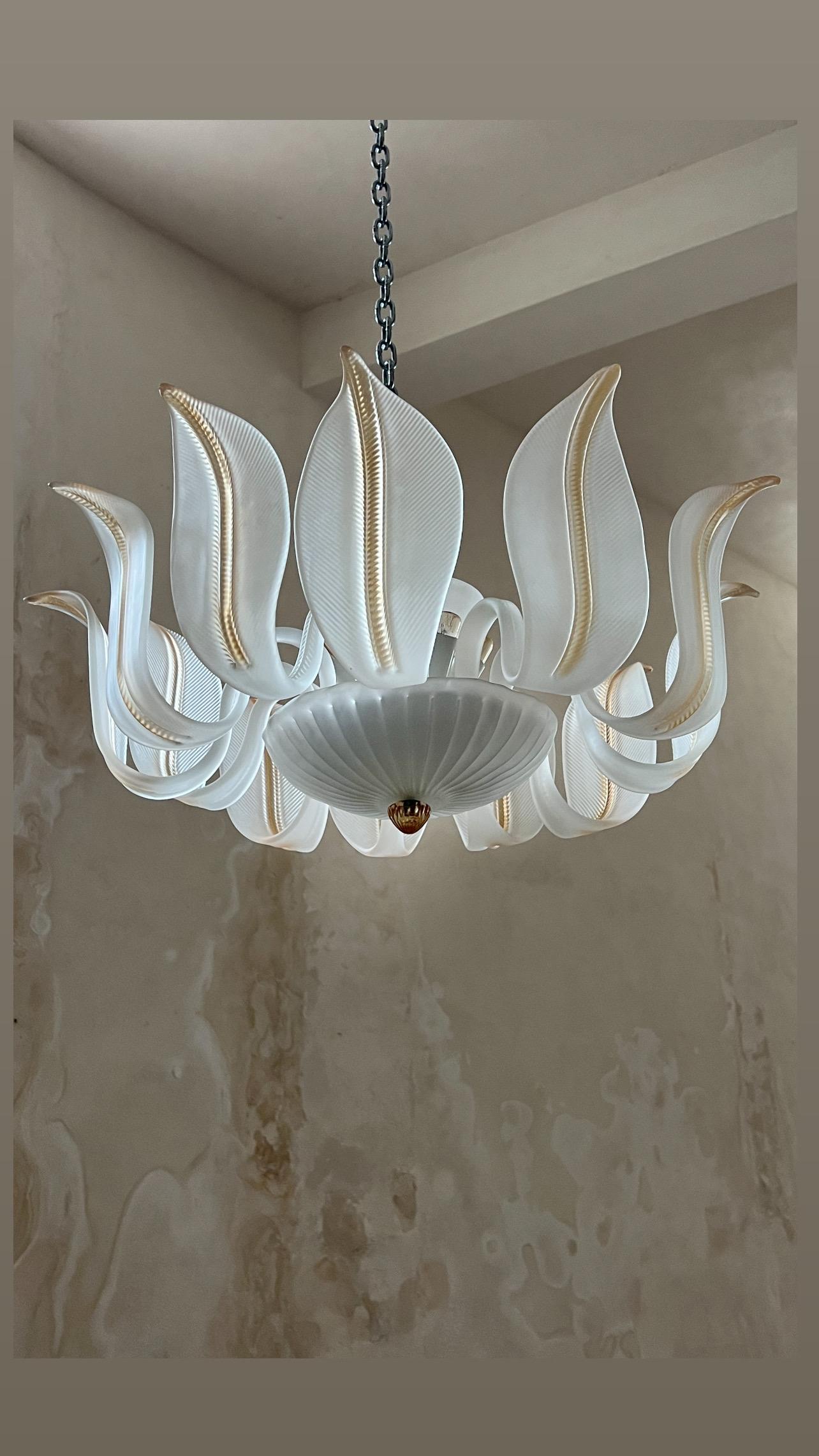 Lustre à feuilles en verre de Murano, Italie du milieu du siècle, années 1980 en vente 9