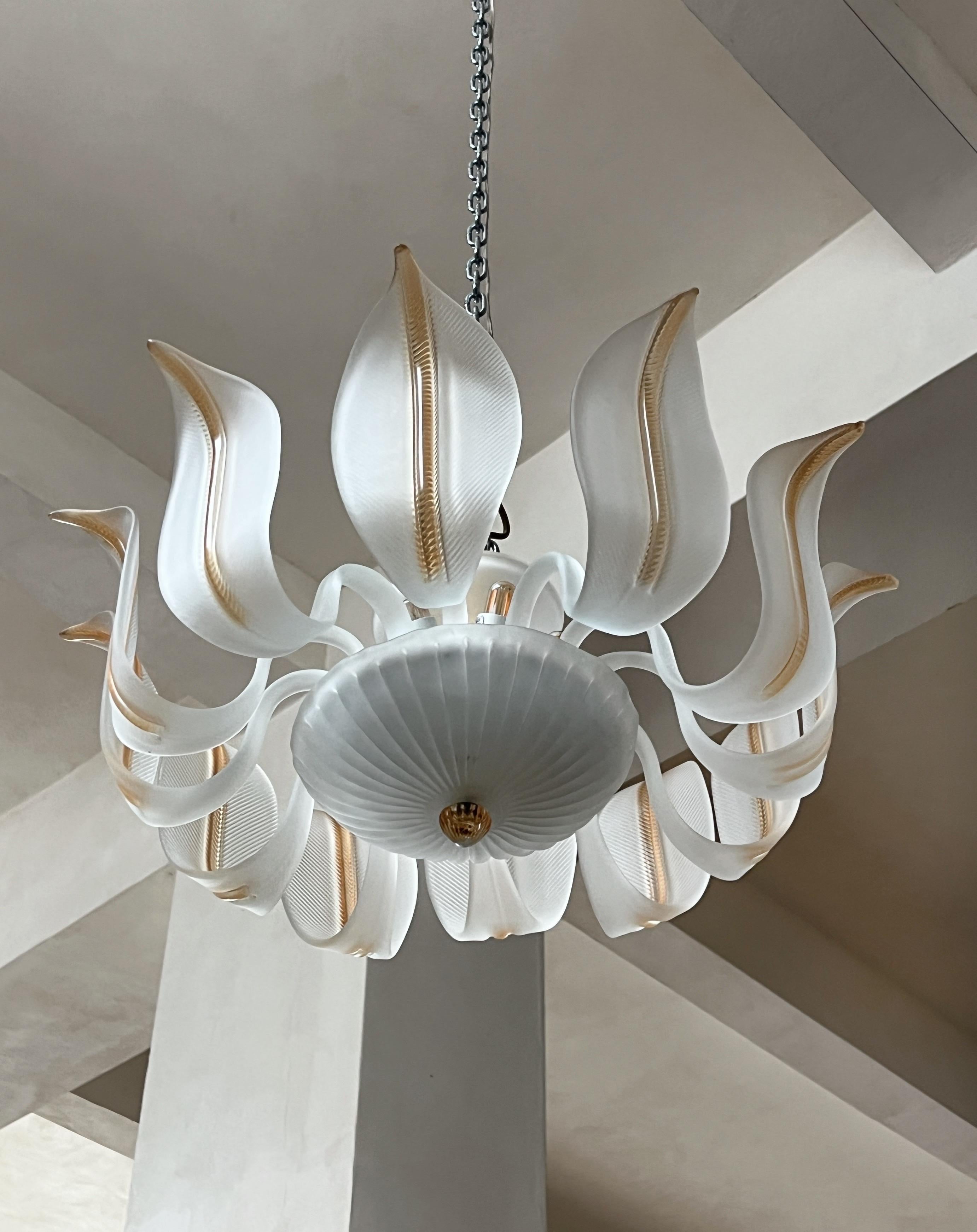 Lustre à feuilles en verre de Murano, Italie du milieu du siècle, années 1980 en vente 1