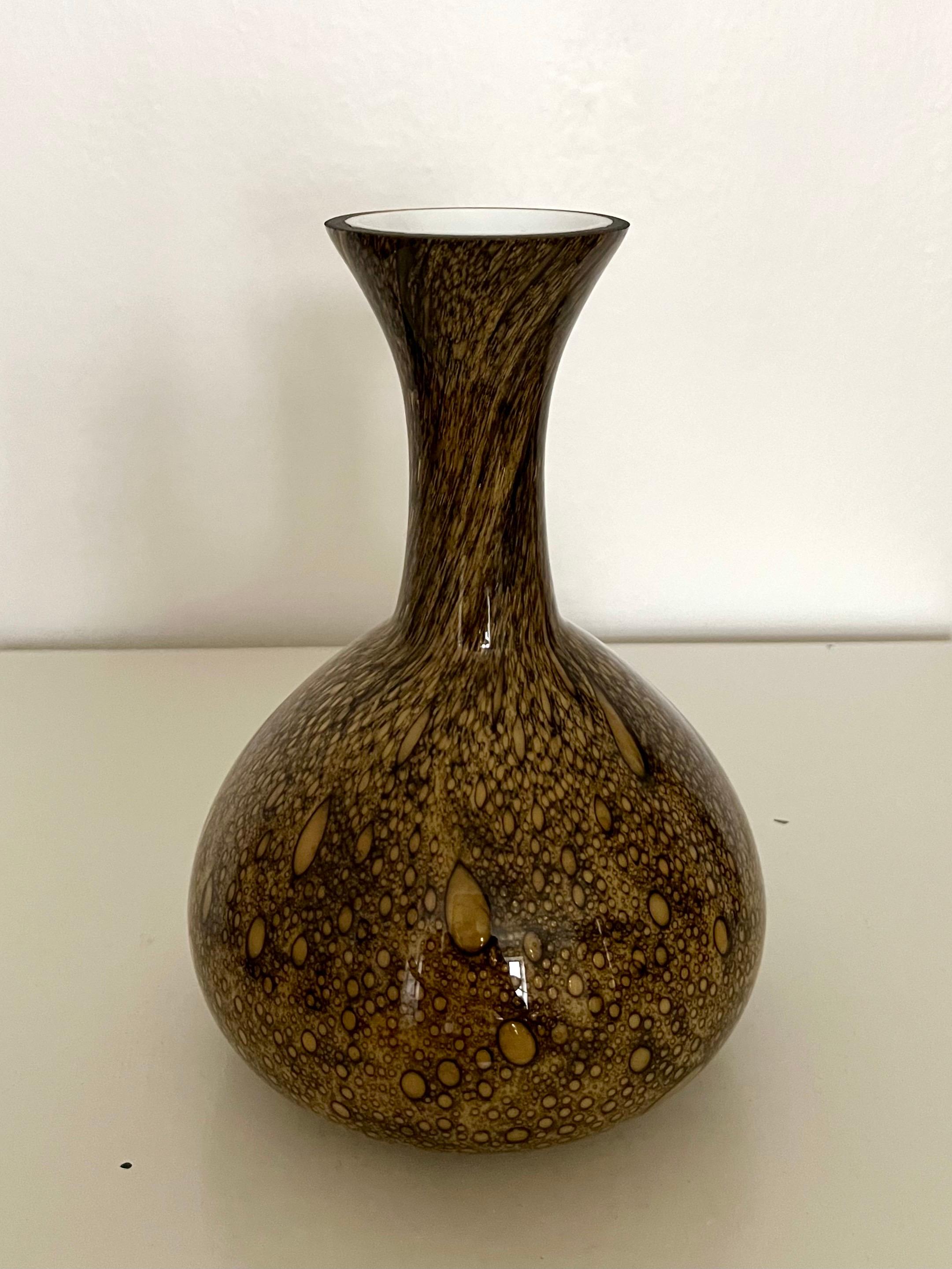 Fait main Vase en verre de Murano à motif Bollicine, Italie du milieu du siècle, années 1950 en vente