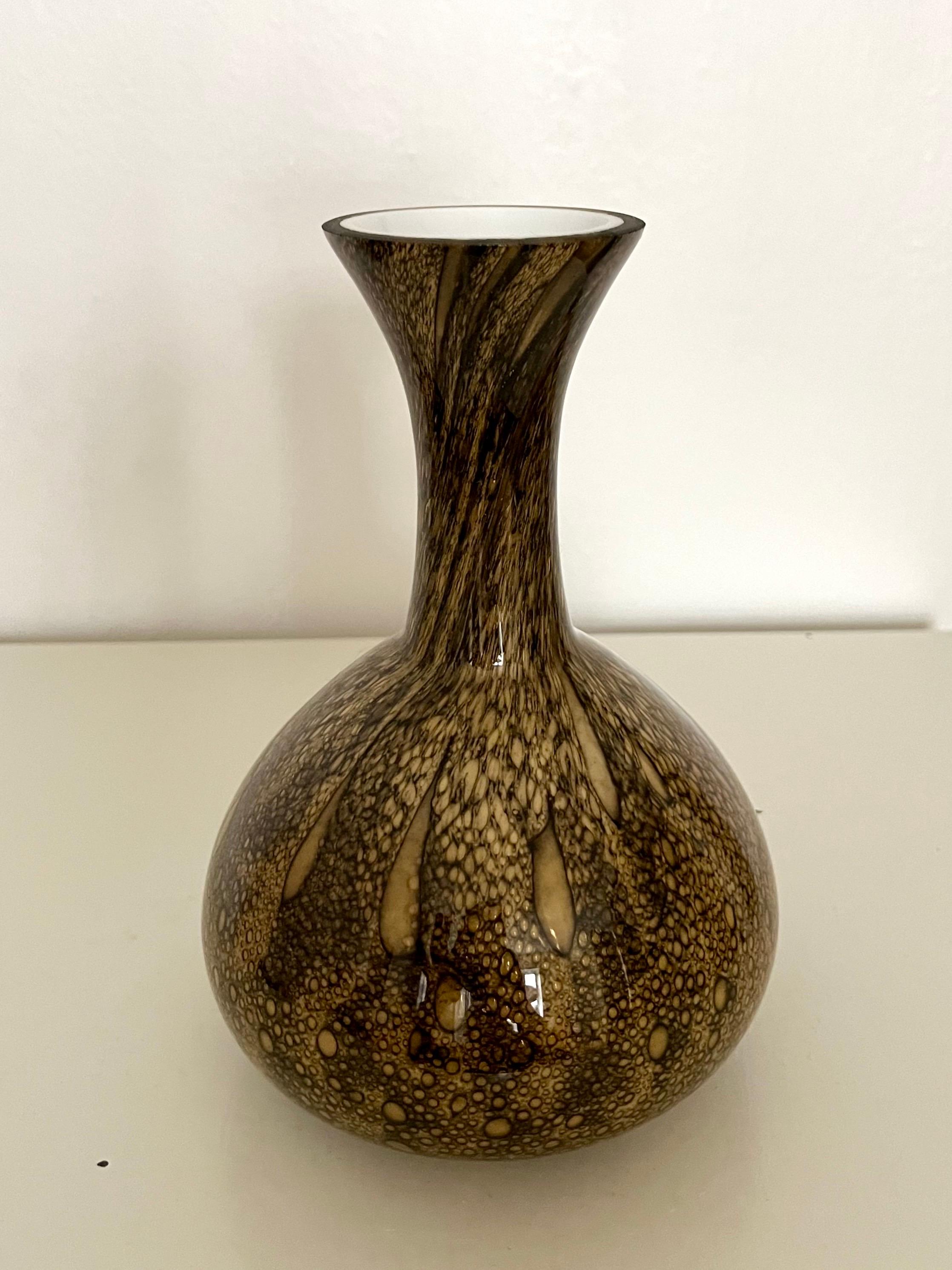 Verre Vase en verre de Murano à motif Bollicine, Italie du milieu du siècle, années 1950 en vente